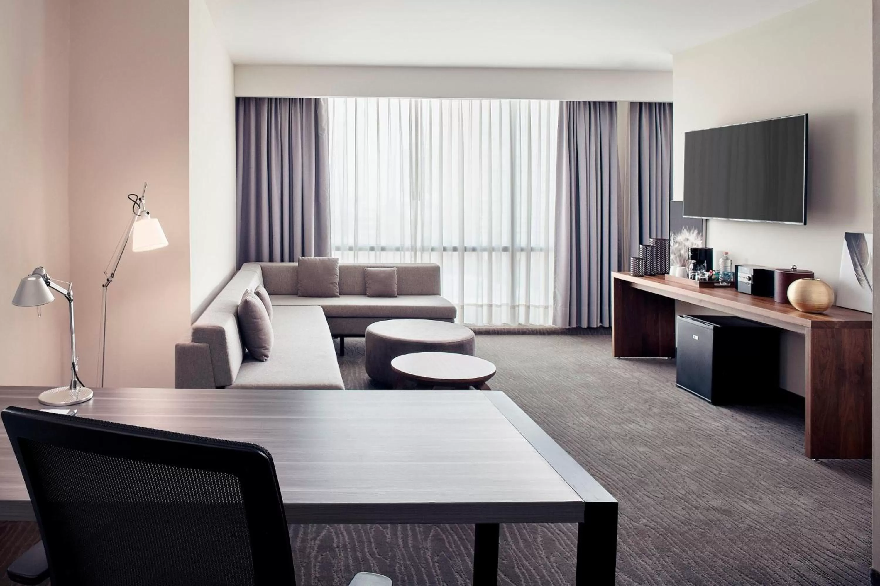 Junior Suite 2 Queen Beds, Club lounge access, 2 Double in Wyndham Monterrey Ambassador Centro