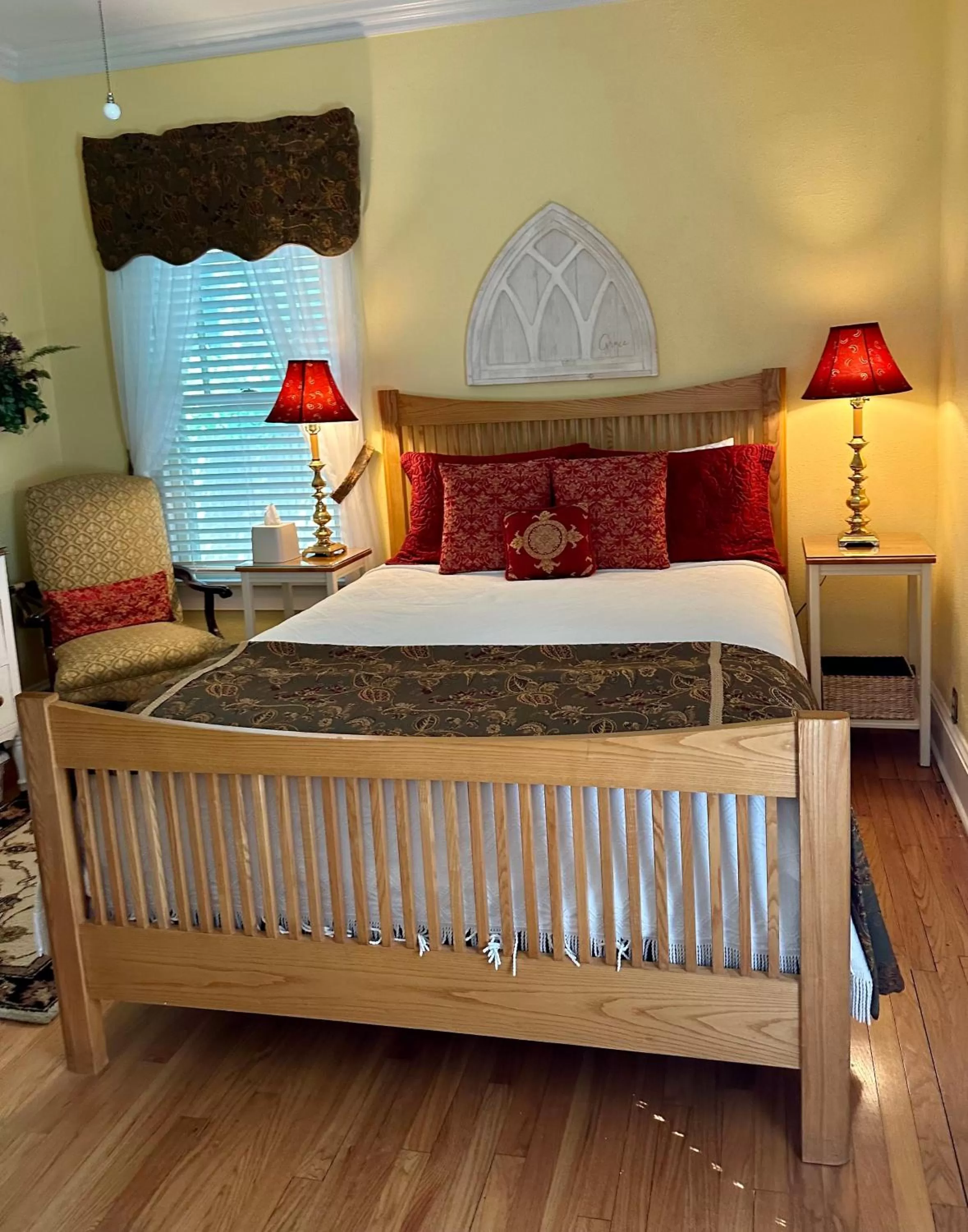 Bed in Red Rocker Inn