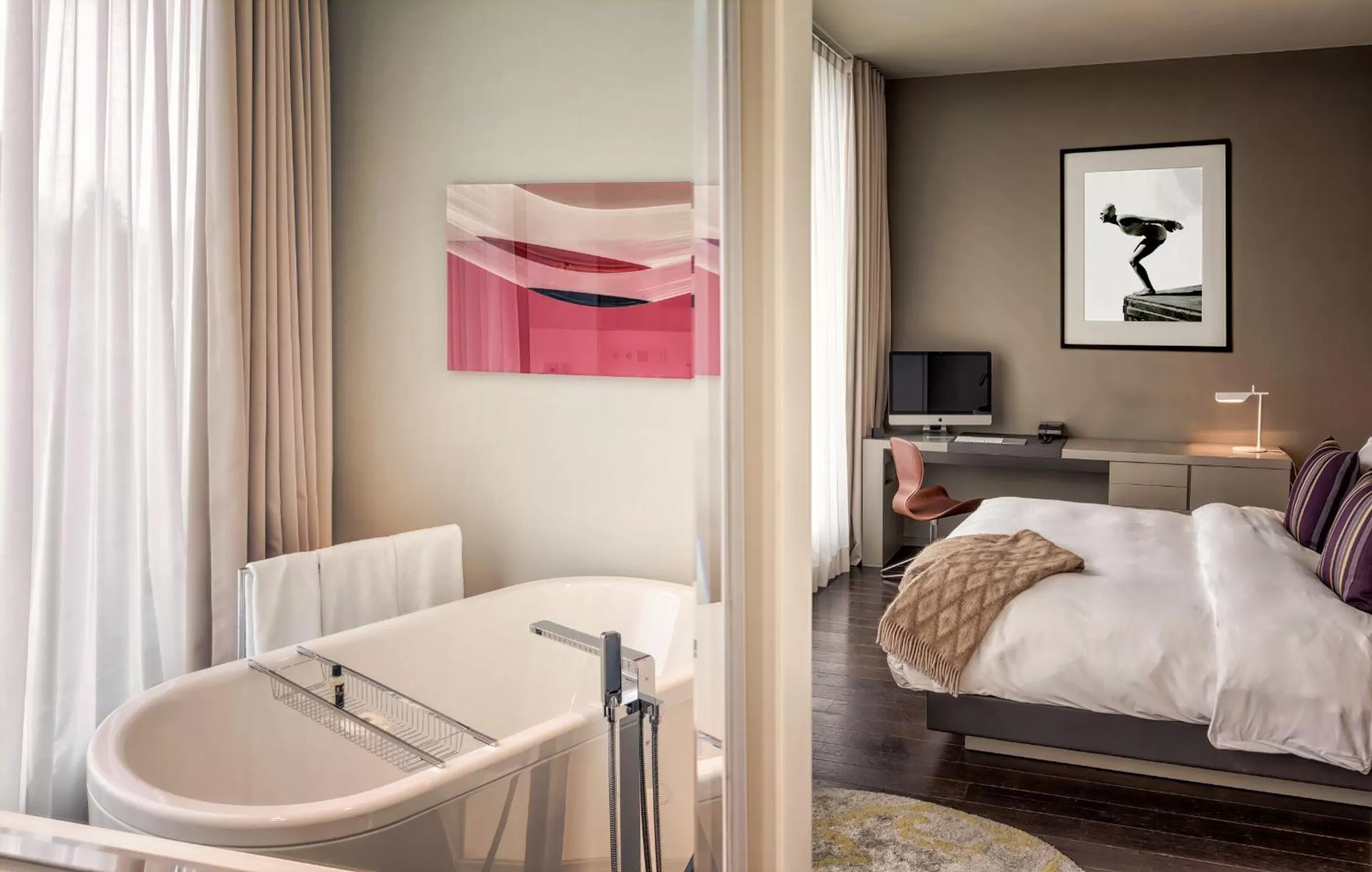 Bathroom, Bed in Das Stue