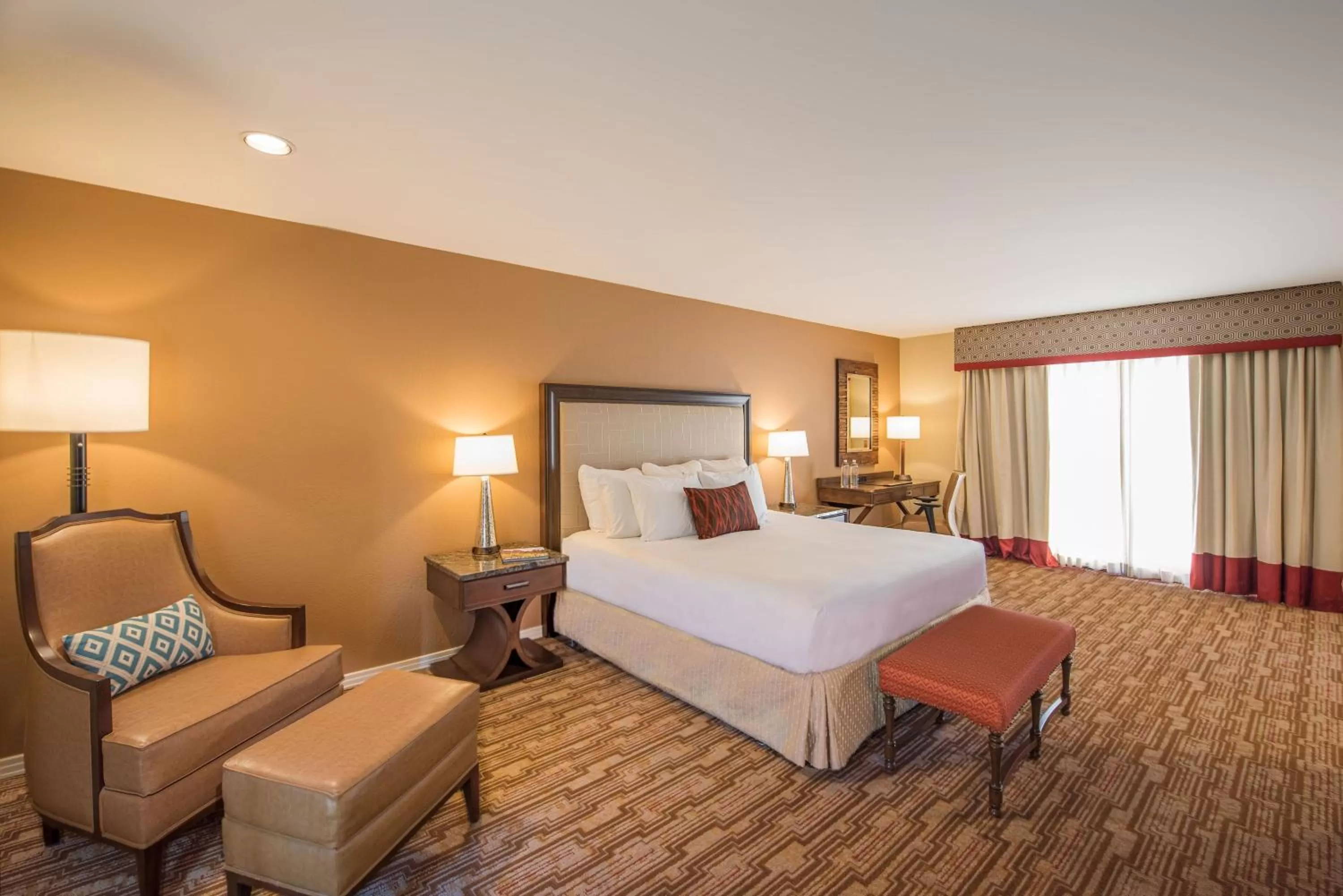 Adobe Traditional King Suite in The Wigwam