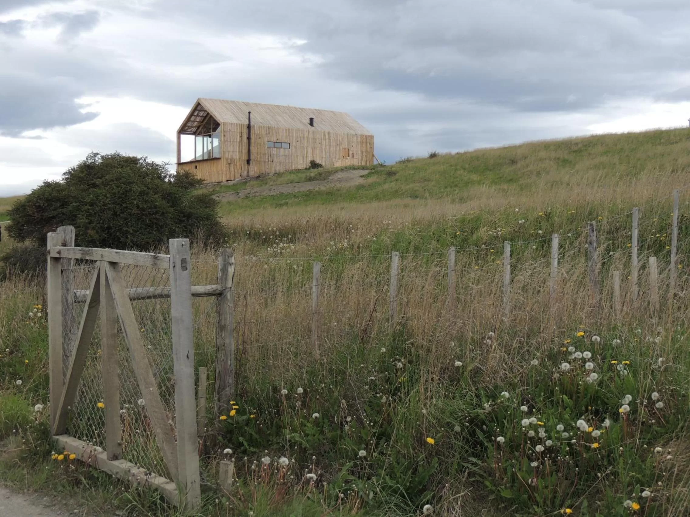Facade/entrance in Hotel Simple Patagonia