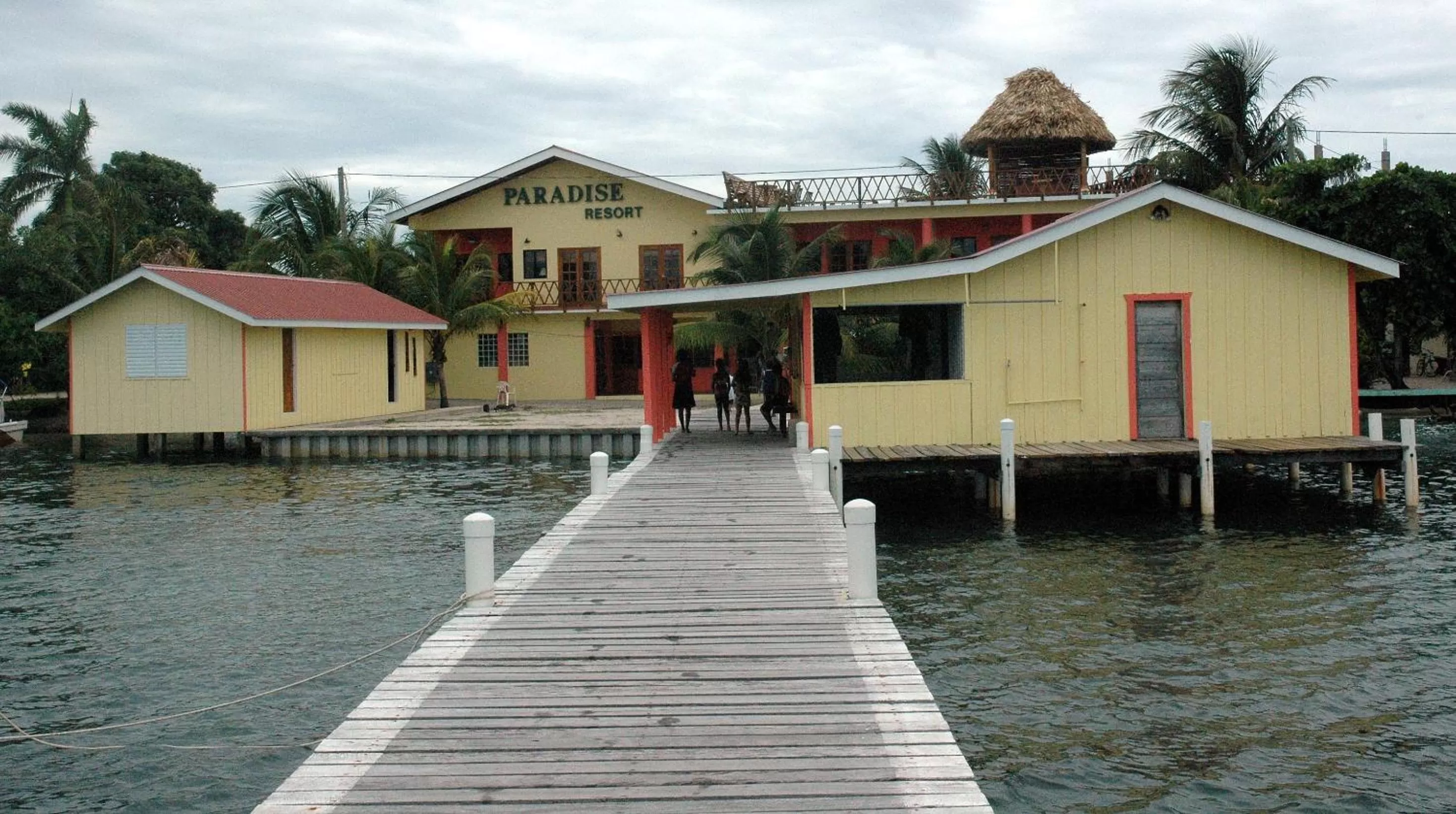 Facade/entrance, Property Building in Alan's Paradise Hotel