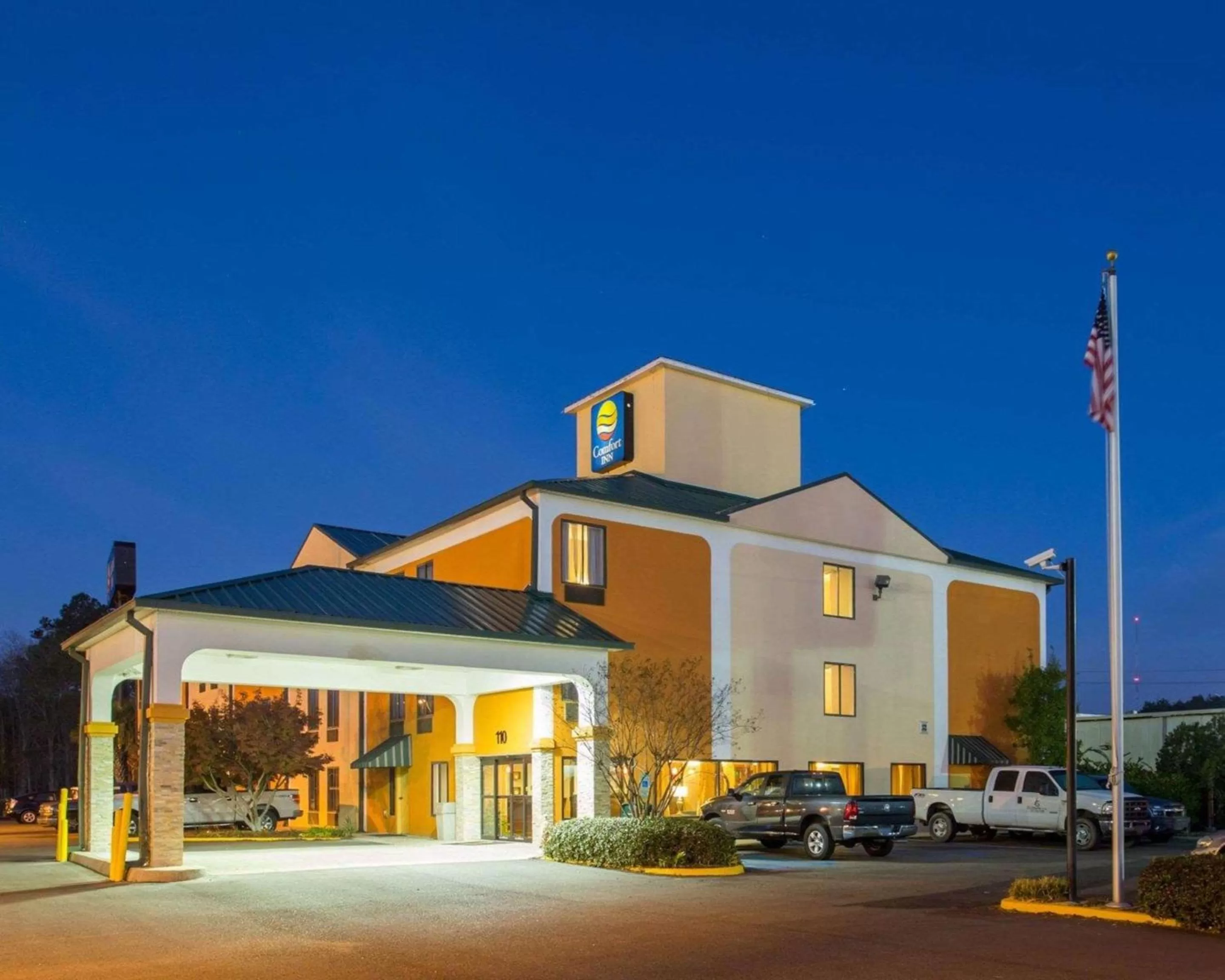 Property building in Comfort Inn Hammond