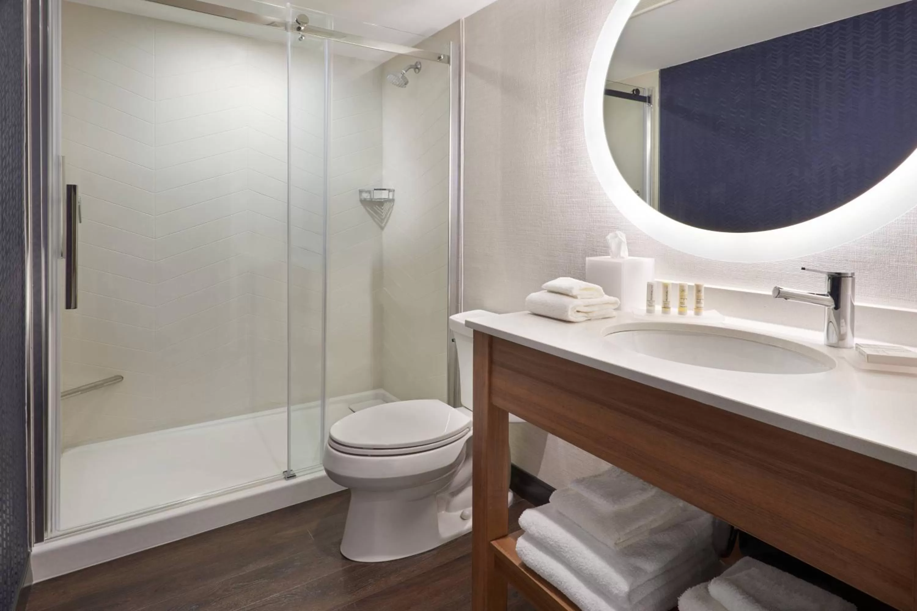 Bathroom in Fairfield by Marriott Niagara Falls, Canada