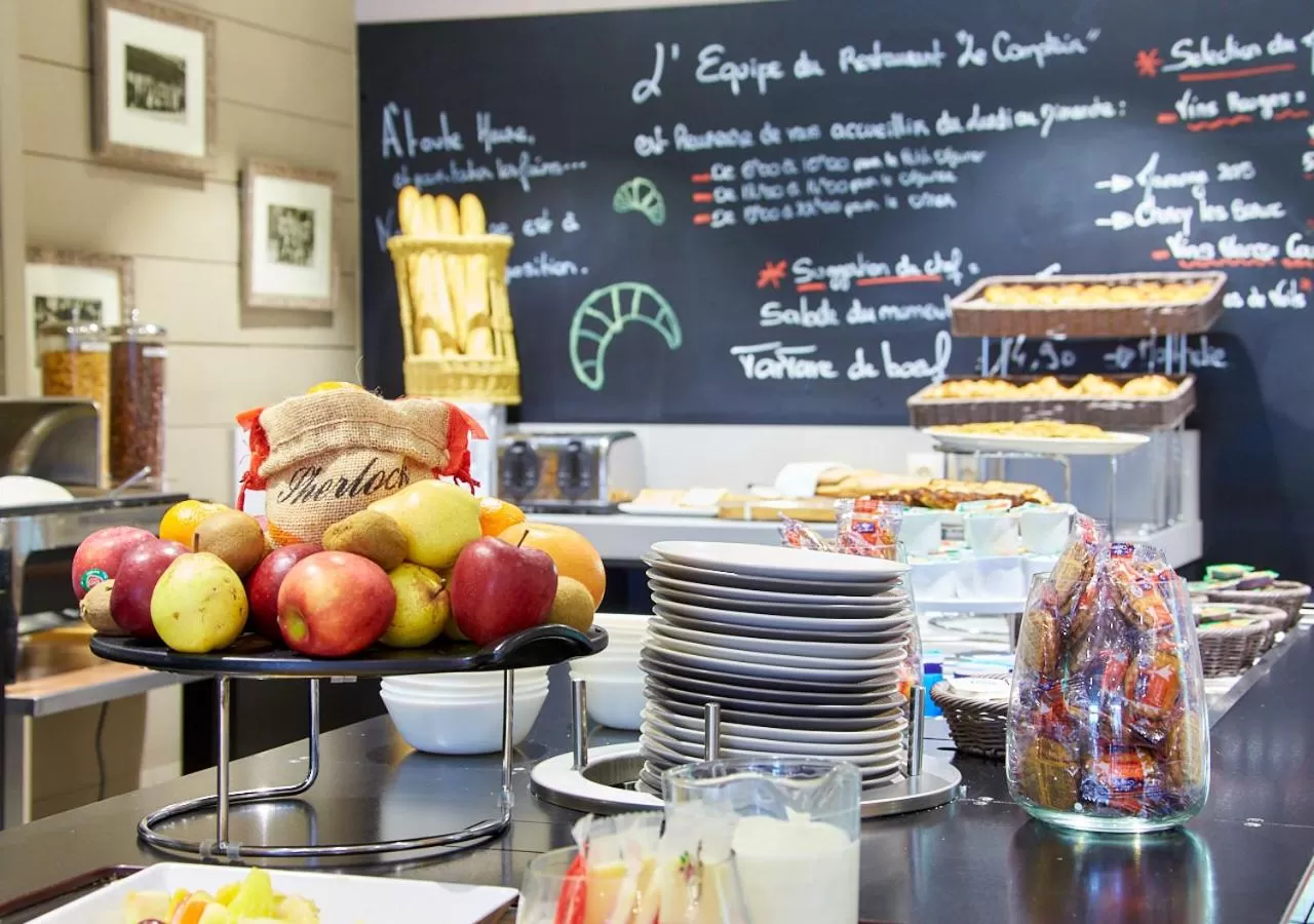 Restaurant/places to eat in Campanile Dijon Centre - Gare