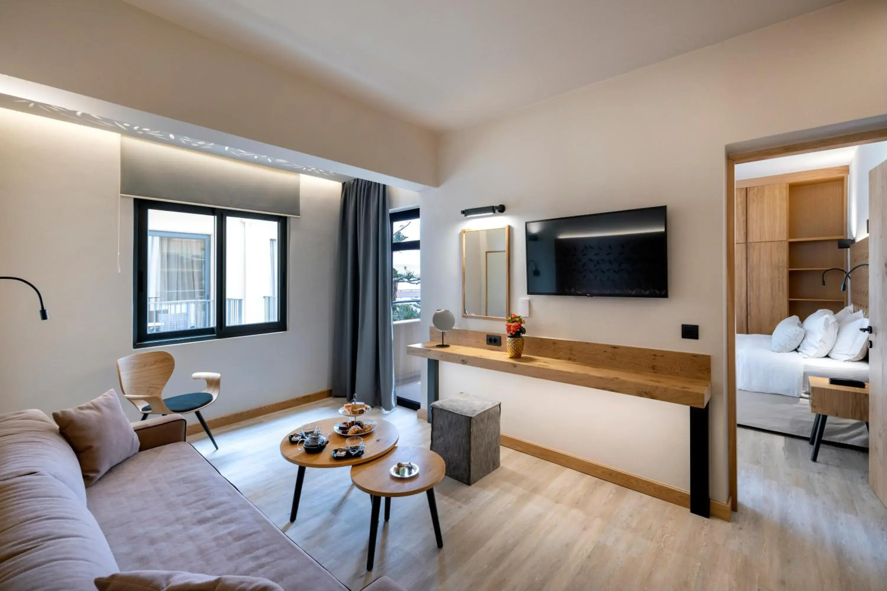 Family Room in Atlantis Beach Hotel Family Room in Atlantis Beach Hotel