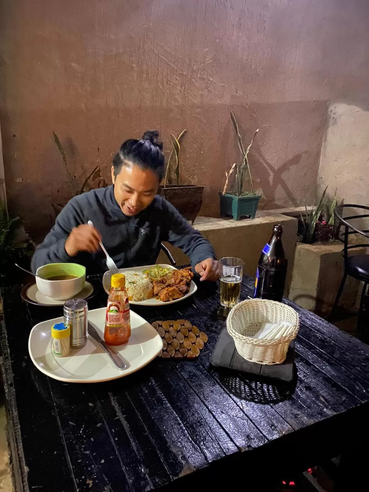 Tommy's Budget Rooms