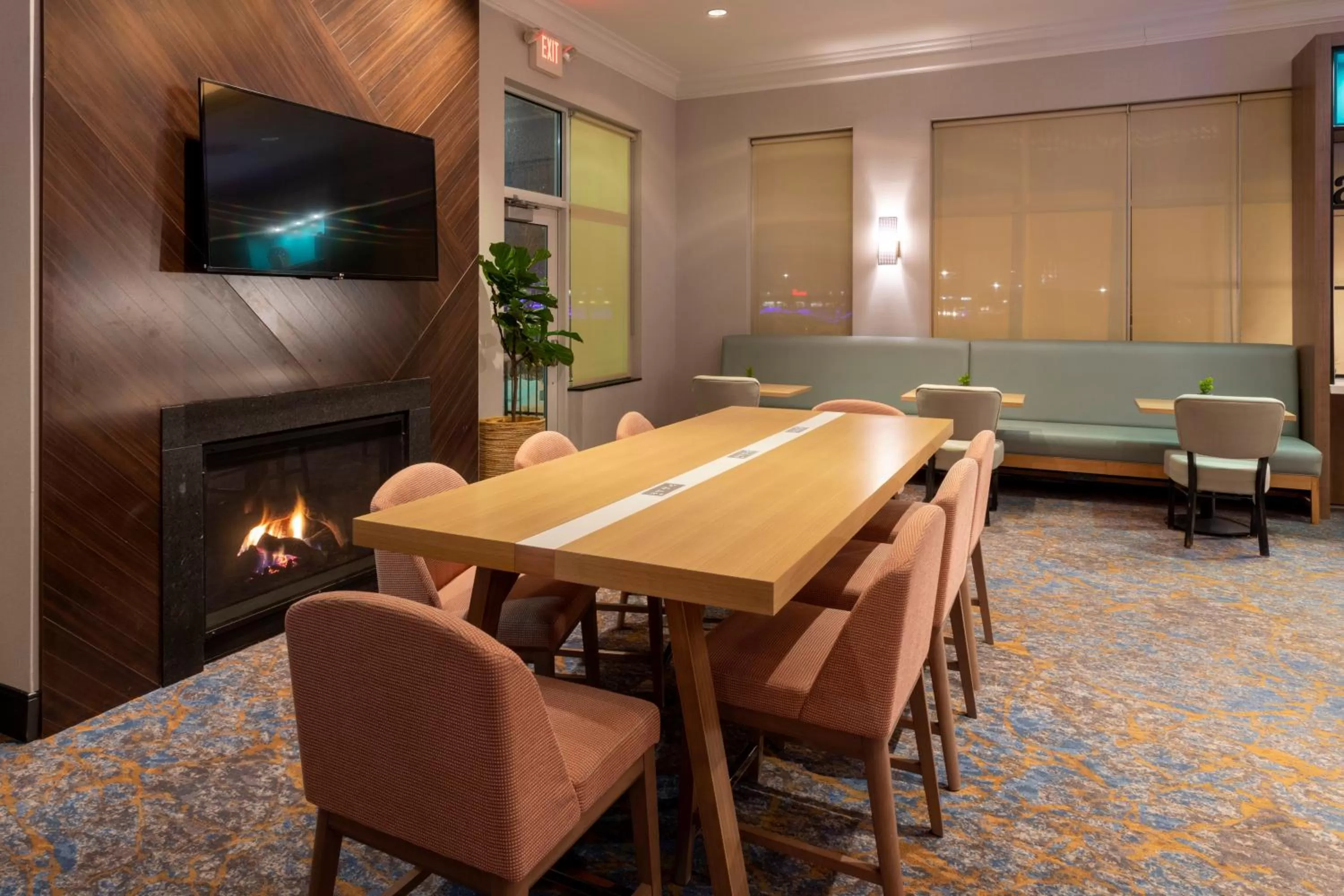 Property building in Holiday Inn Hotel & Suites Maple Grove Northwest Minneapolis-Arbor Lakes by IHG