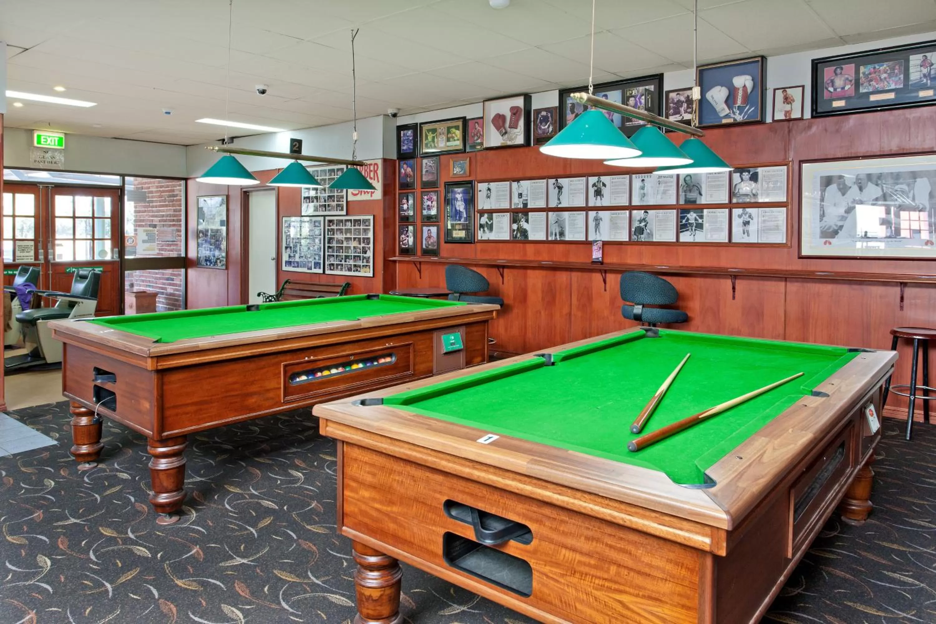 Billiard in Nightcap at Blue Cattle Dog Hotel