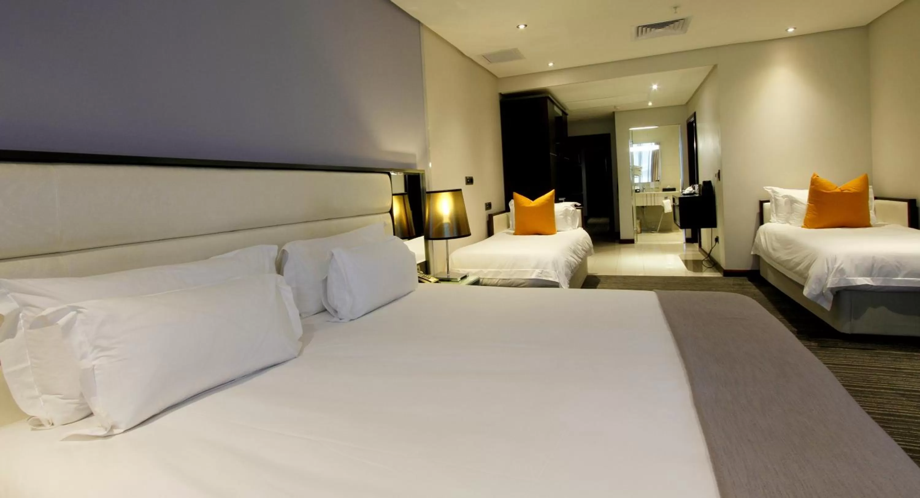 Bed in Coastlands Umhlanga Hotel and Convention Centre