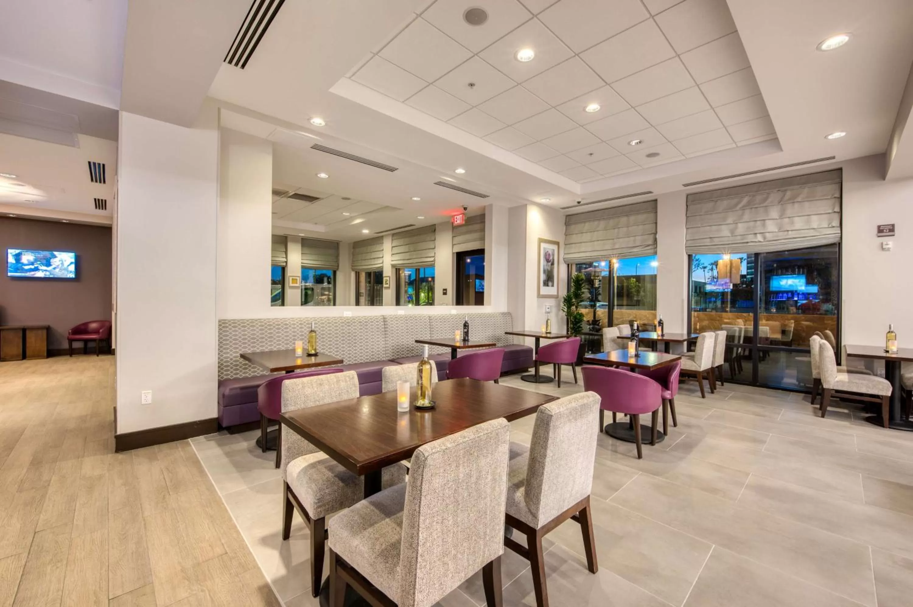 Restaurant/places to eat in Hilton Garden Inn Irvine/Orange County Airport