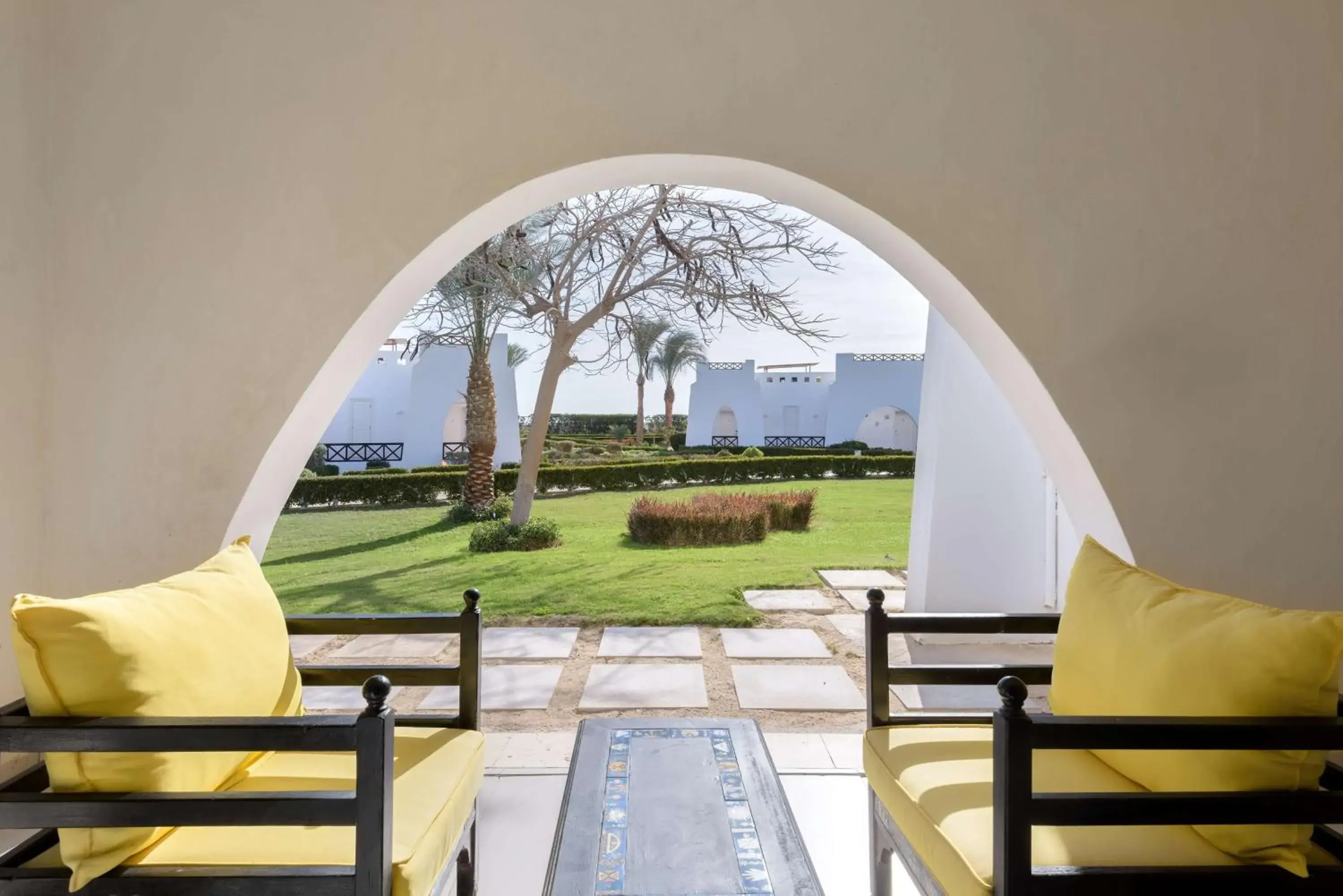 Deluxe Twin Room with Garden View in Hilton Marsa Alam Nubian Resort Deluxe Twin Room with Garden View in Hilton Marsa Alam Nubian Resort