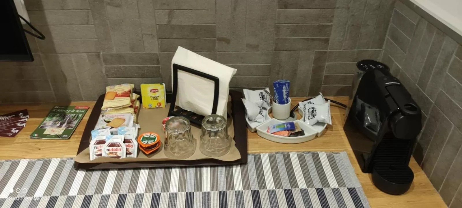 Coffee/tea facilities in San Francesco Rooms and Apartment with Terrace in Palermo Locazione Turistica