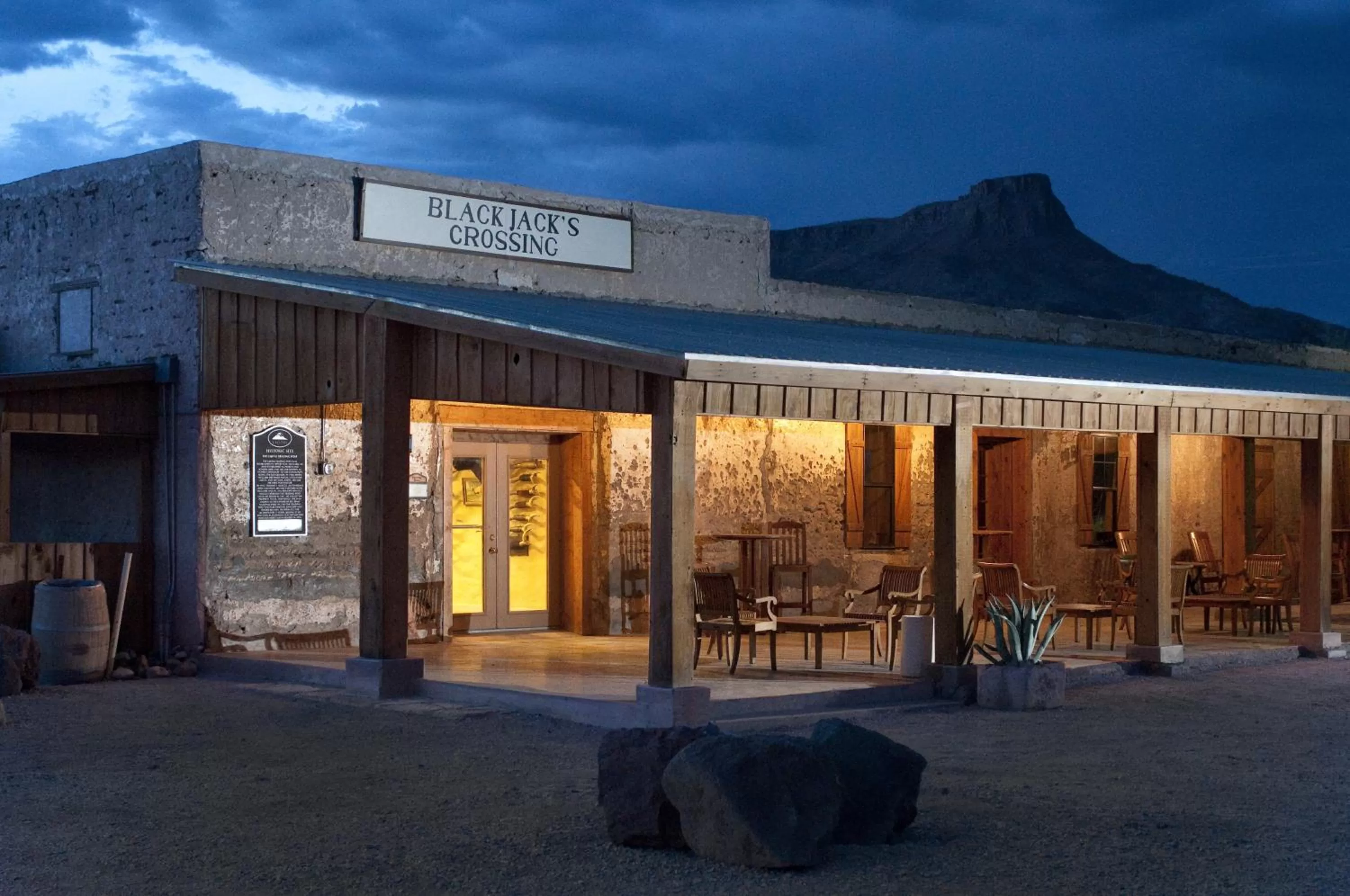 Facade/entrance in Lajitas Golf Resort