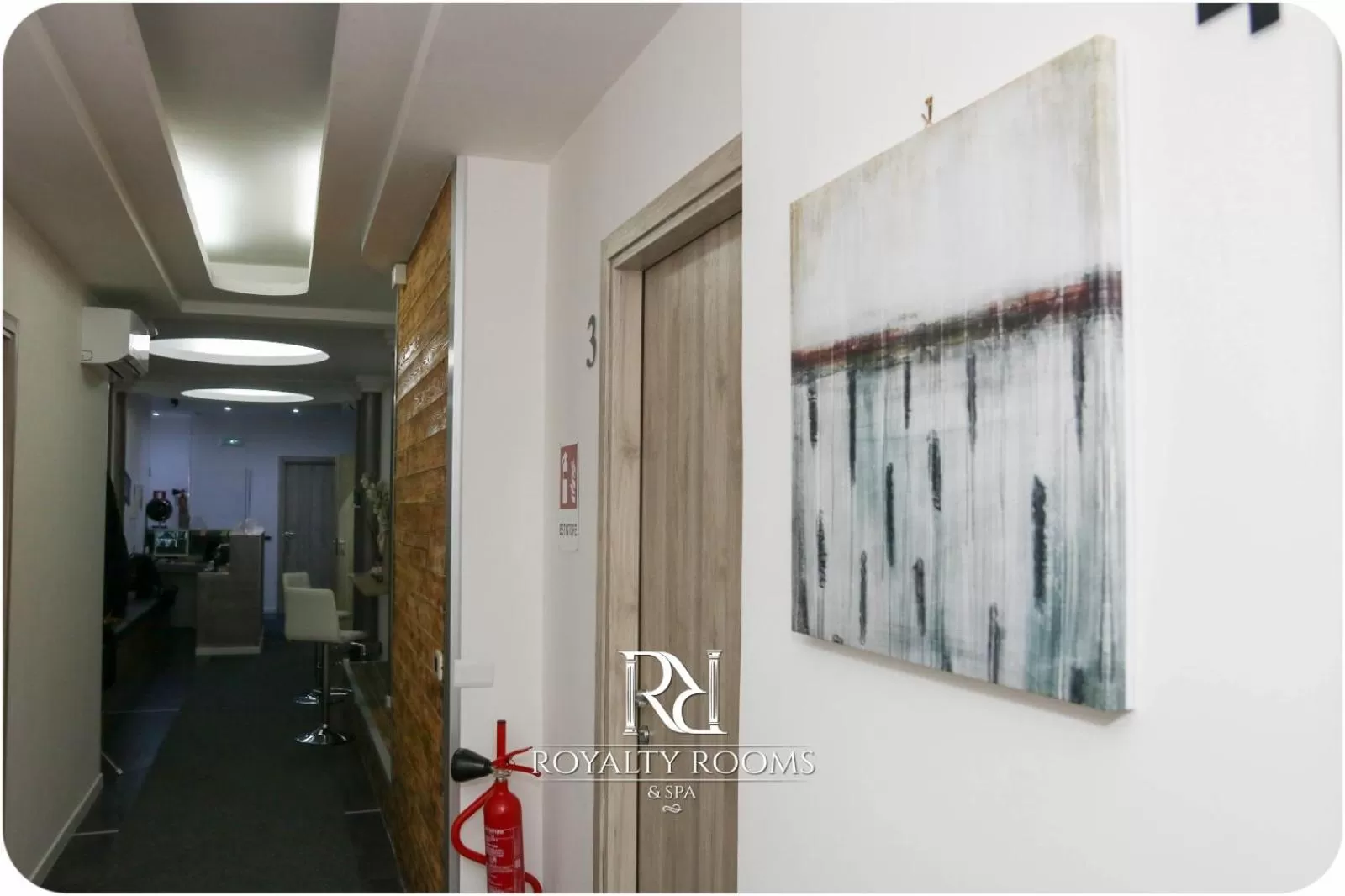 Patio in Royalty Rooms & Spa