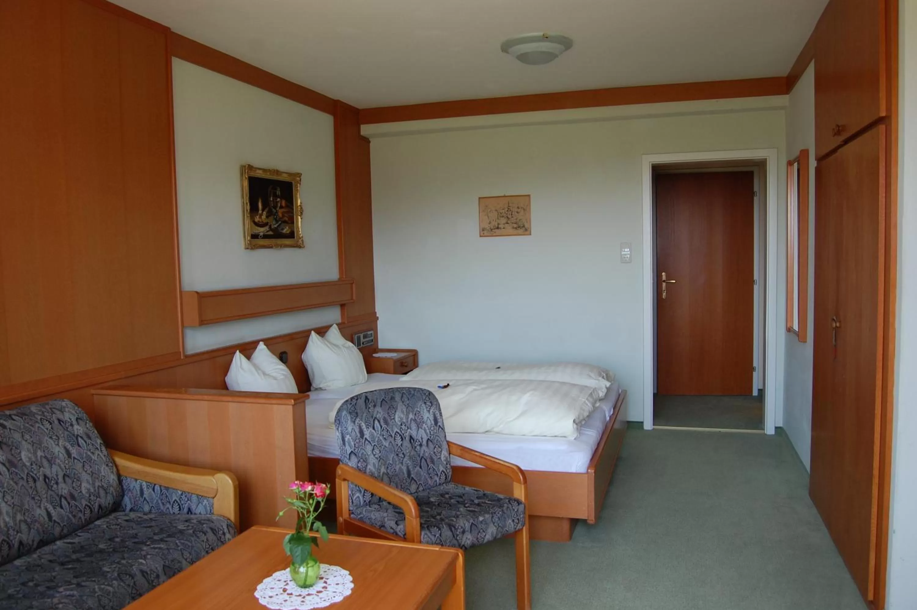 Bedroom, Bed in Hotel Walkner