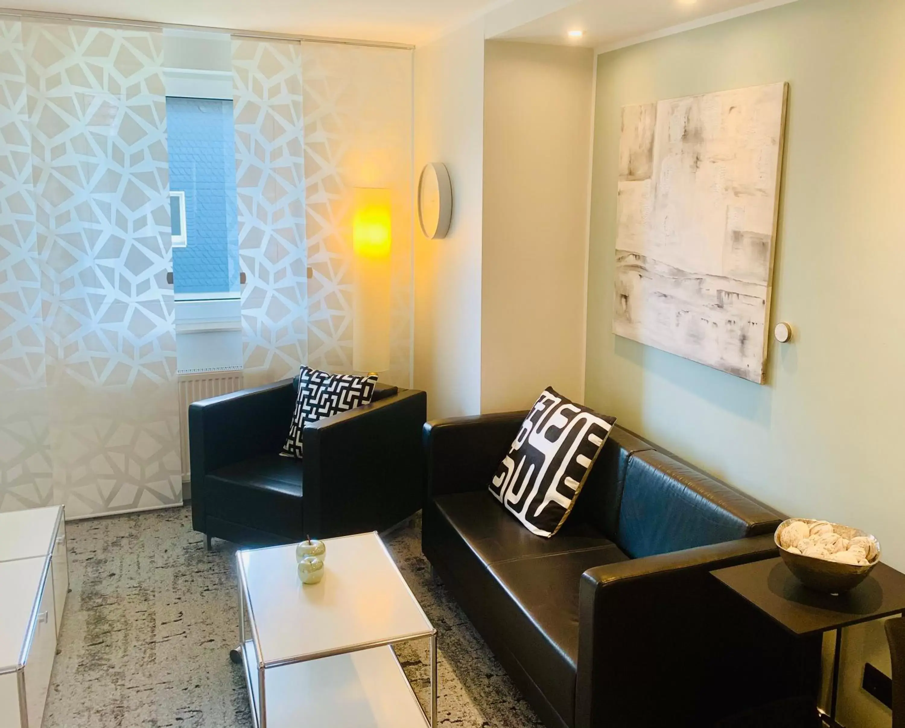 One-Bedroom Apartment in BESOTEL Mettmann One-Bedroom Apartment in BESOTEL Mettmann