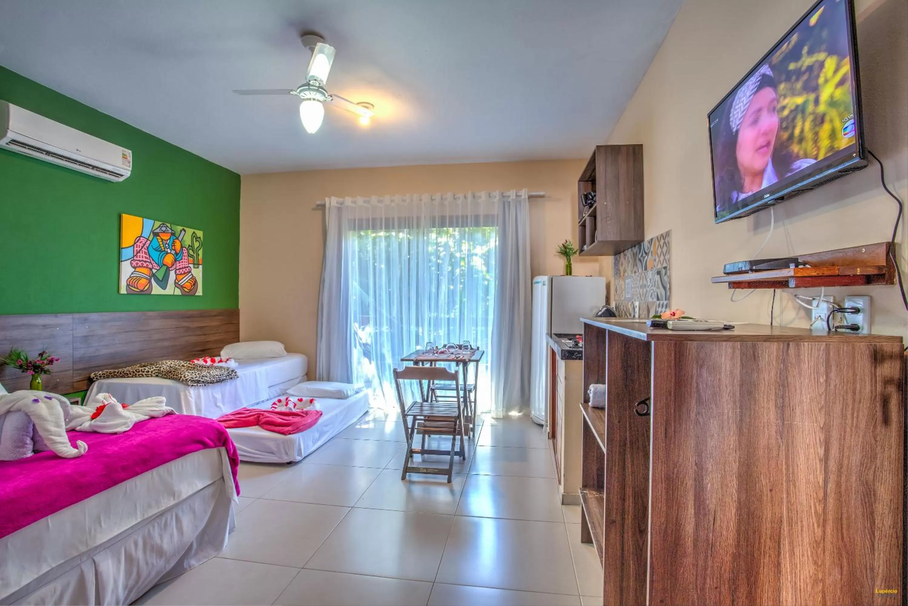 Photo of the whole room in i9 Embaú Flats & Suites