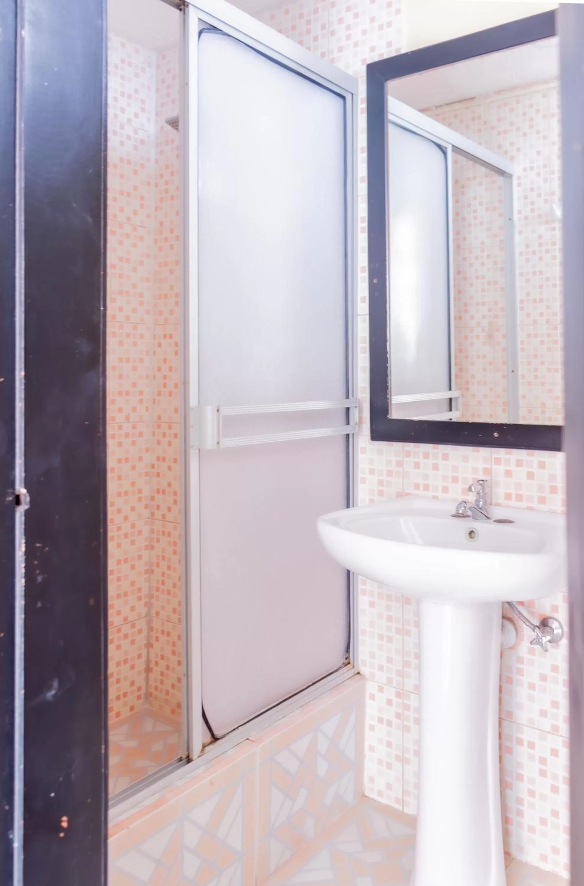 Bathroom in Hostal Antares