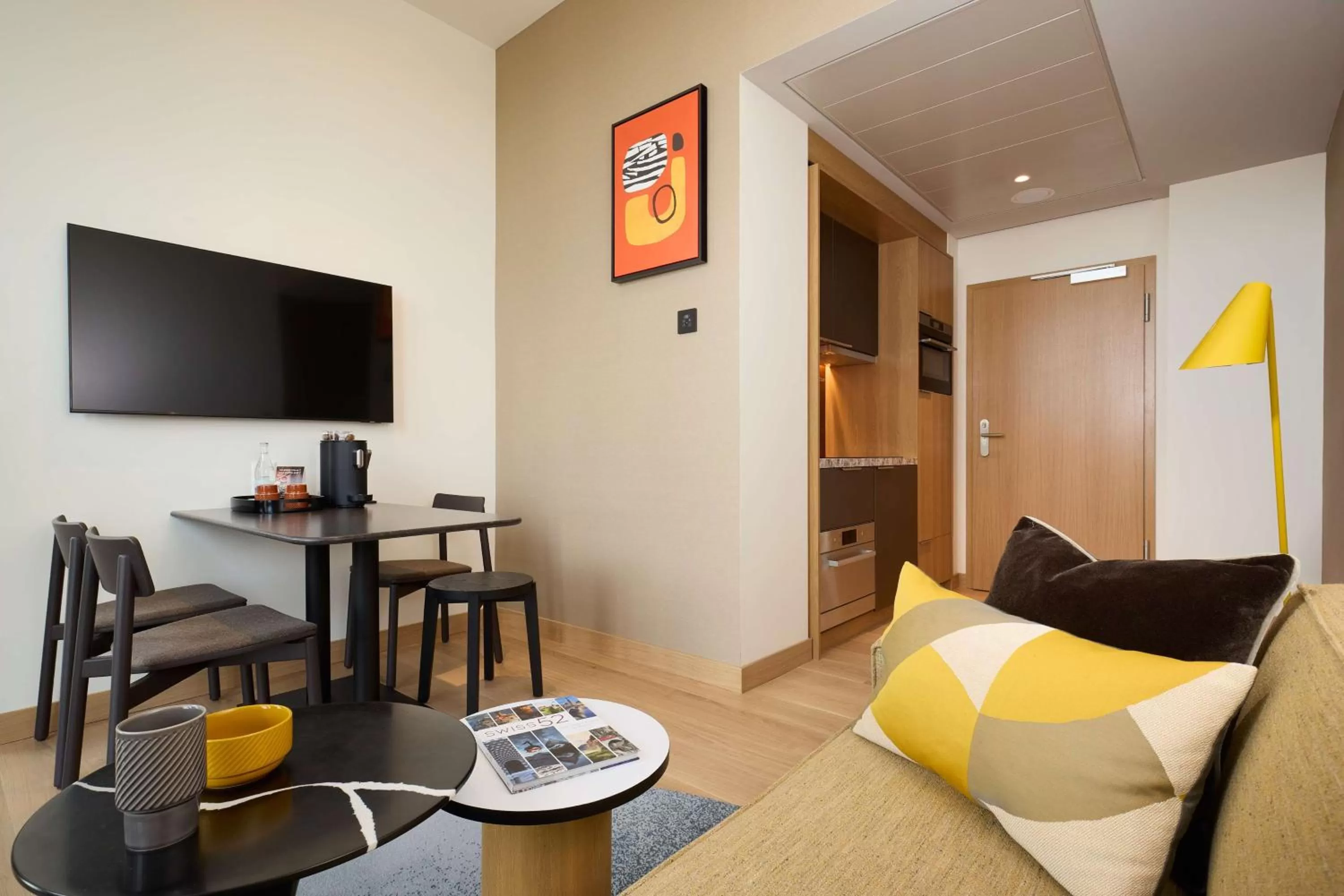 TV and multimedia in Adina Apartment Hotel Geneva