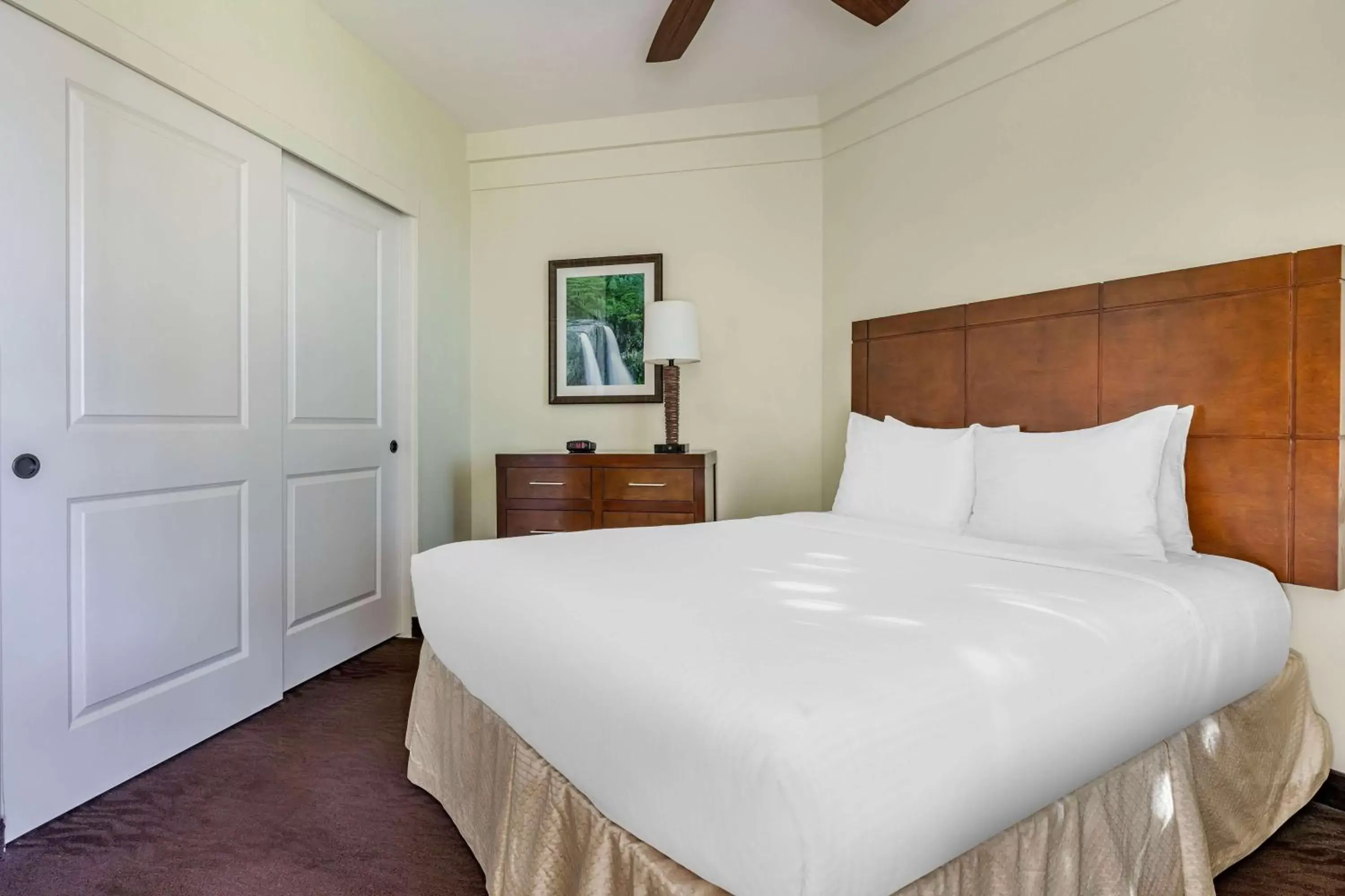 Two Bedroom Partial Ocean with Accessible Tub in Hilton Vacation Club The Point at Poipu Kauai Two Bedroom Partial Ocean with Accessible Tub in Hilton Vacation Club The Point at Poipu Kauai