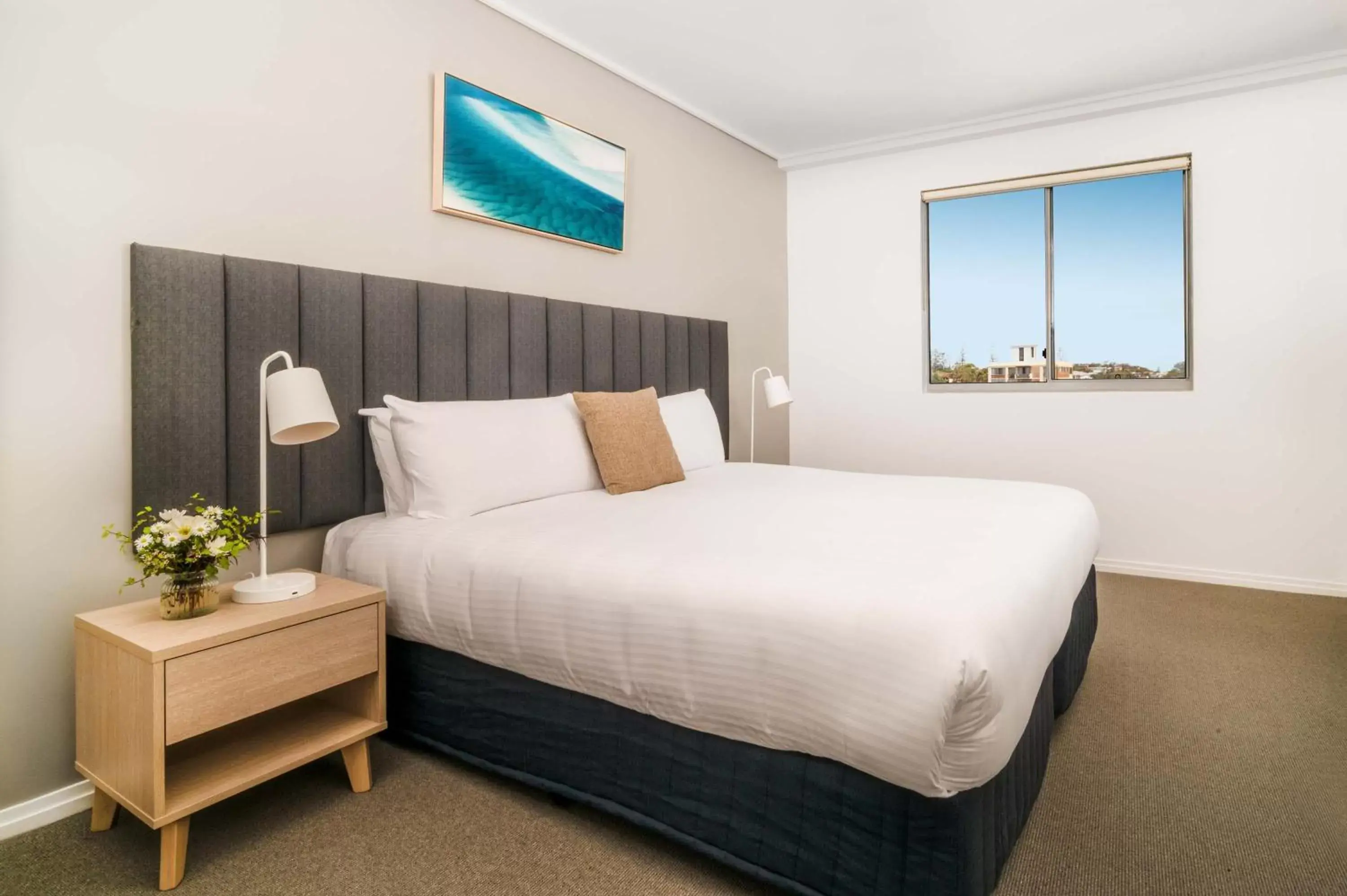 One-Bedroom Apartment with Courtyard View in Mantra The Observatory One-Bedroom Apartment with Courtyard View in Mantra The Observatory