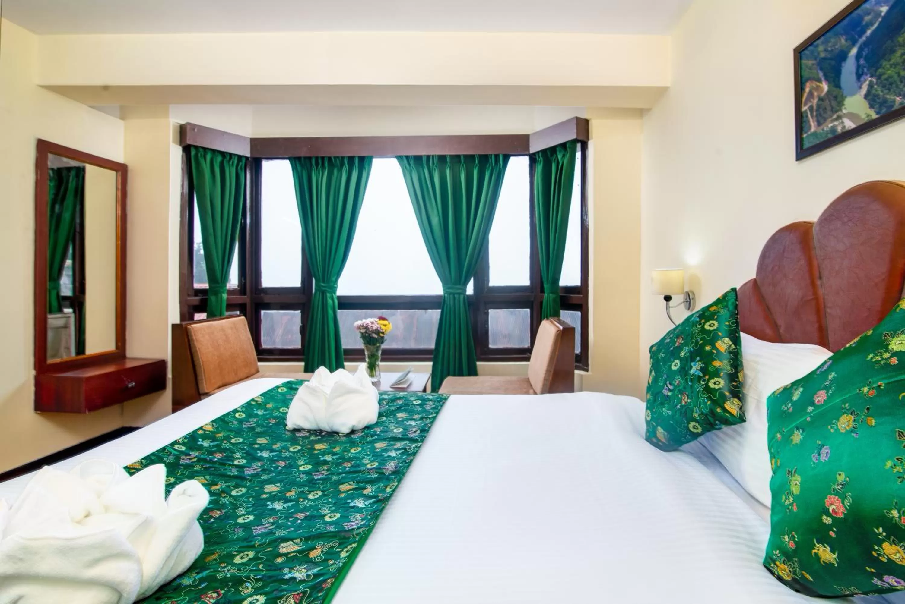 Bed in Muscatel BhumSang - 200 Mts from Mall Road