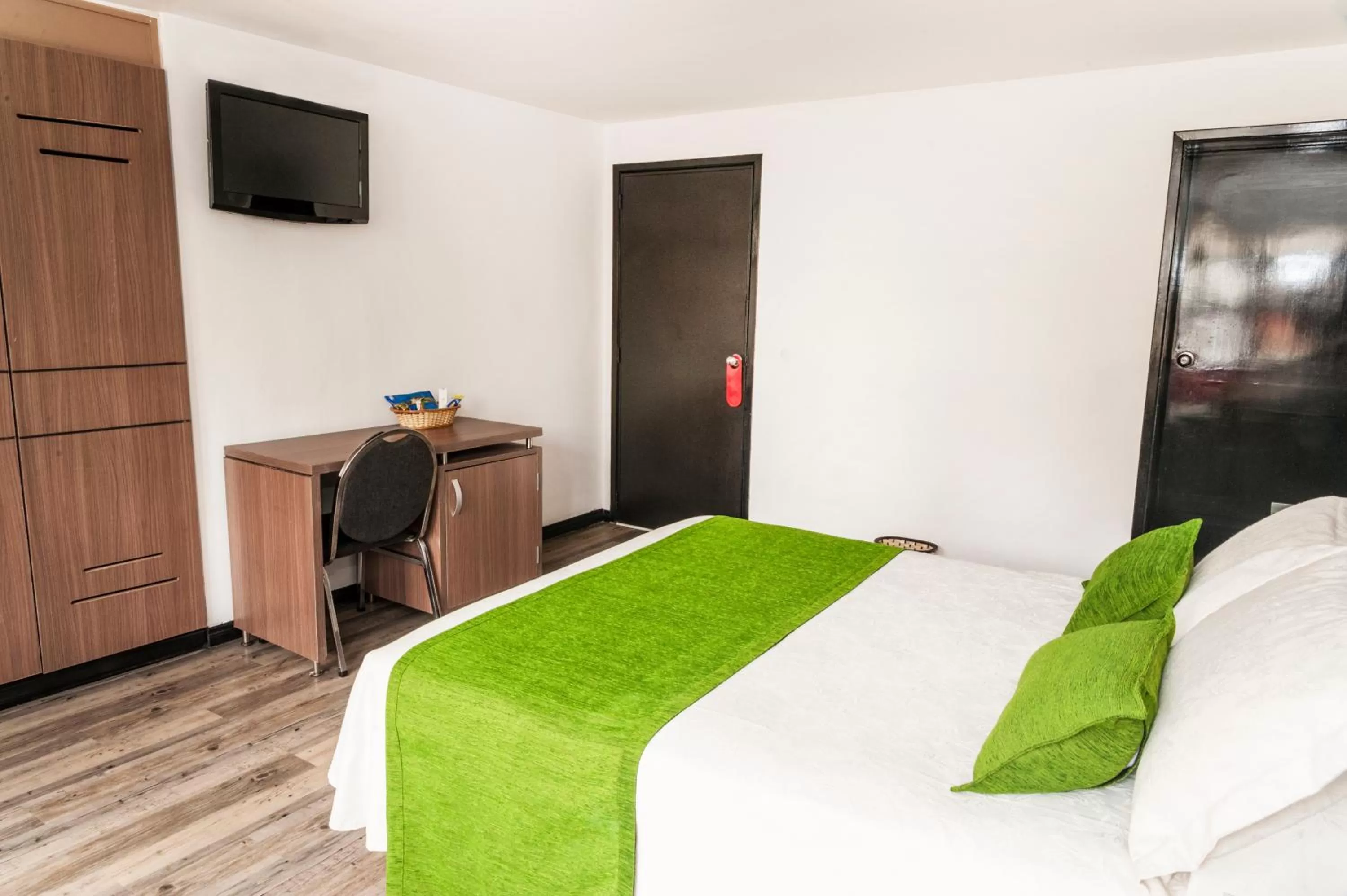 Photo of the whole room, Bed in Hotel Bogota Virrey