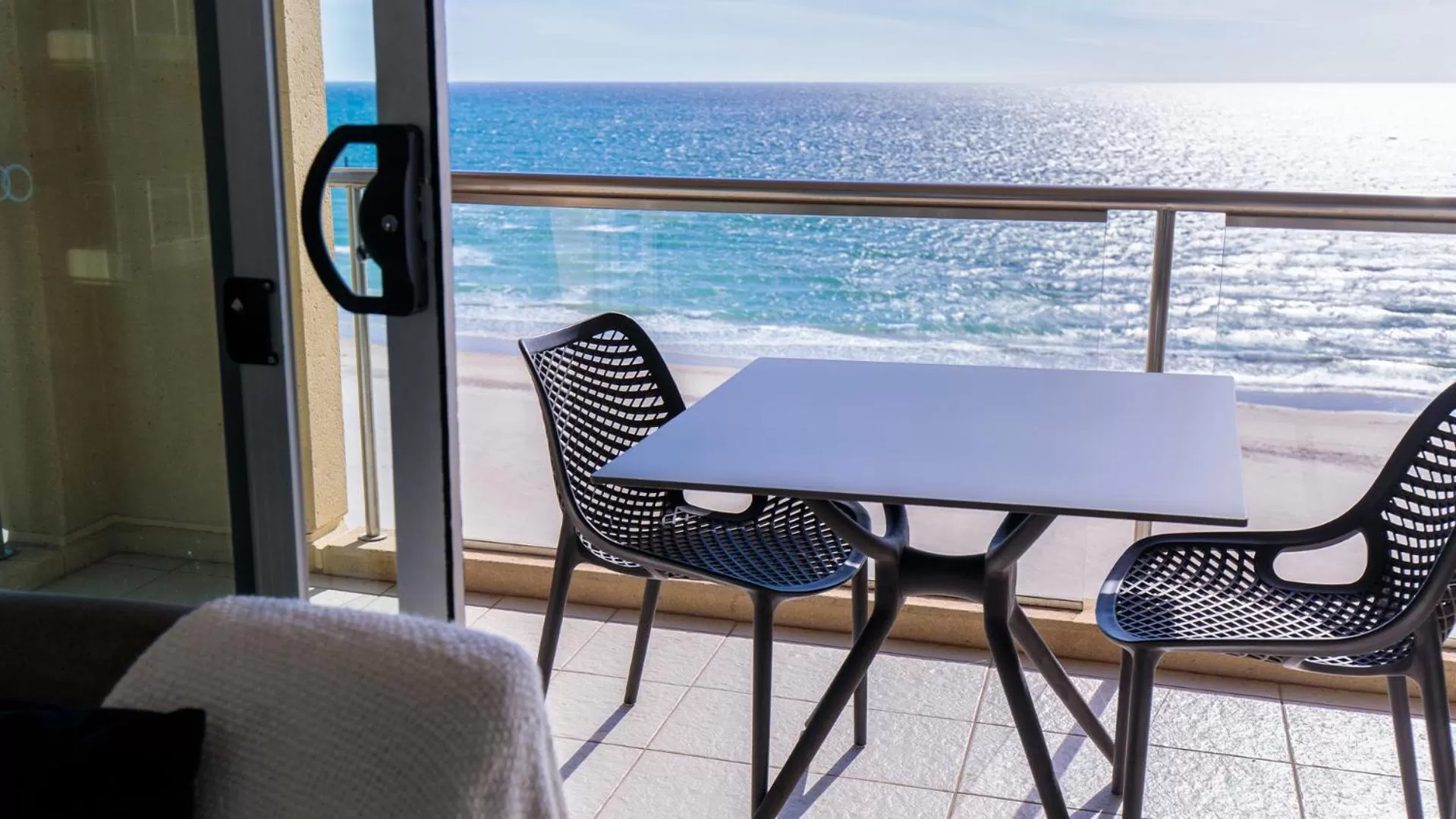 Balcony/Terrace in Oaks Glenelg Plaza Pier Suites