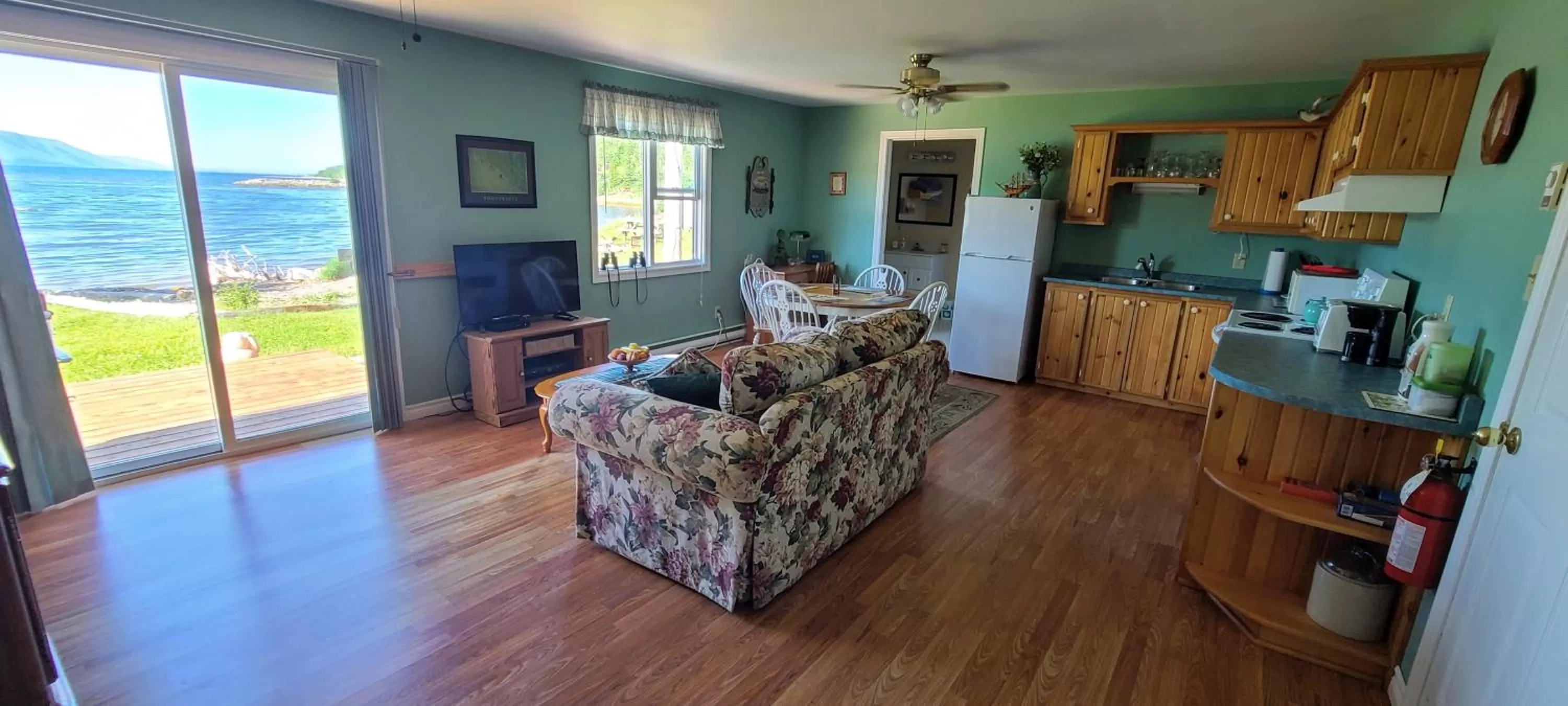 St Ann's Motel & Cottage