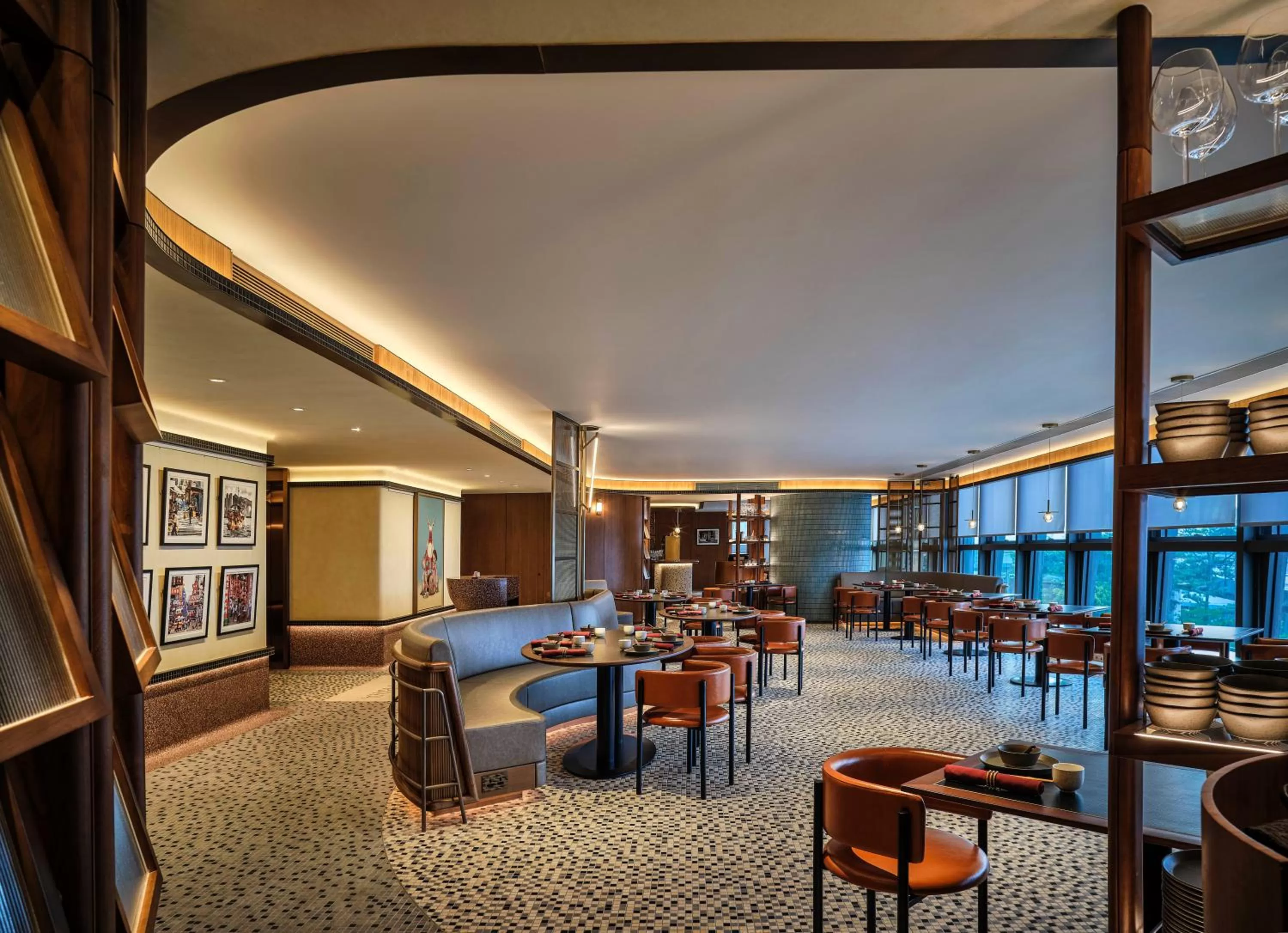 Restaurant/Places to Eat in One-Eight-One Hotel & Serviced Residences