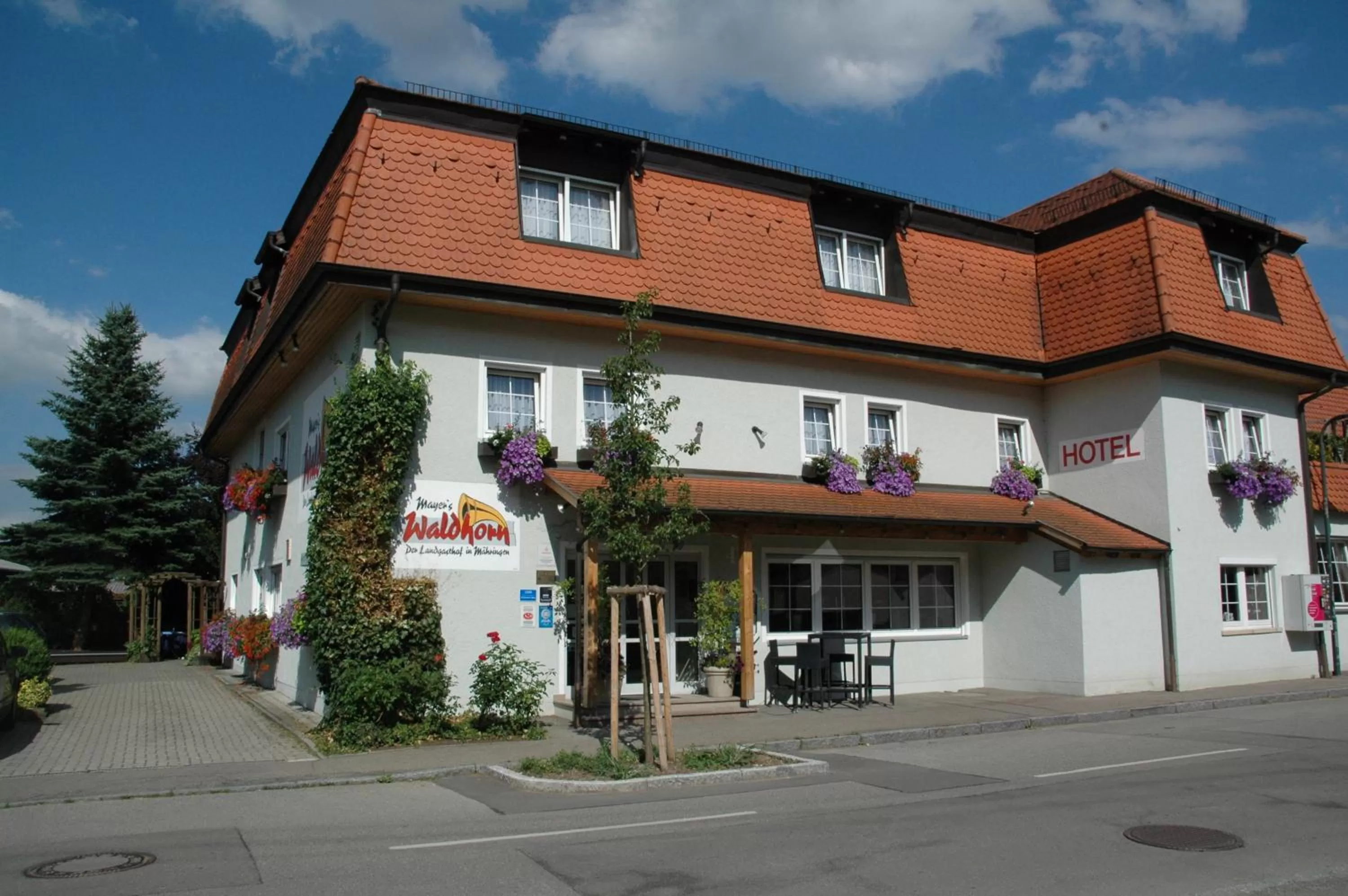 Property building in Mayers Waldhorn - zwischen Reutlingen und Tübingen