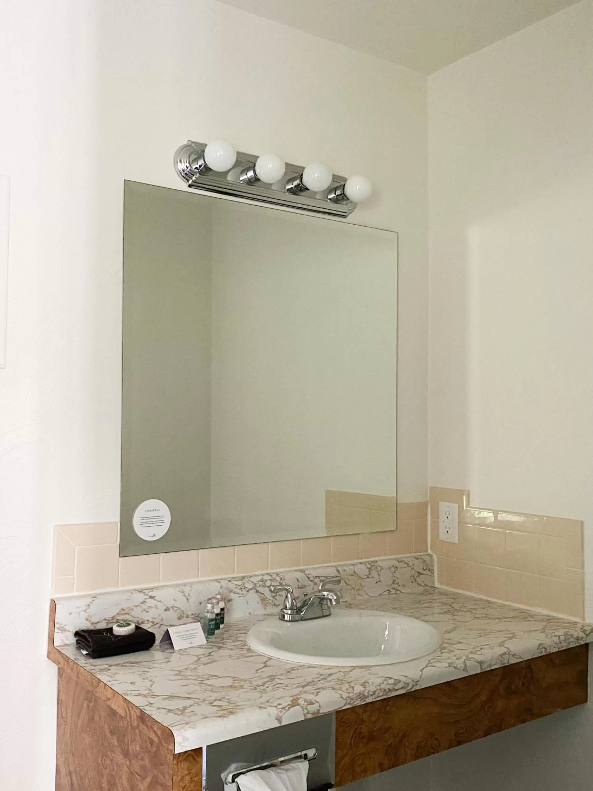 Bathroom in The River Hills Motel - Algoma, WI - Near Door County