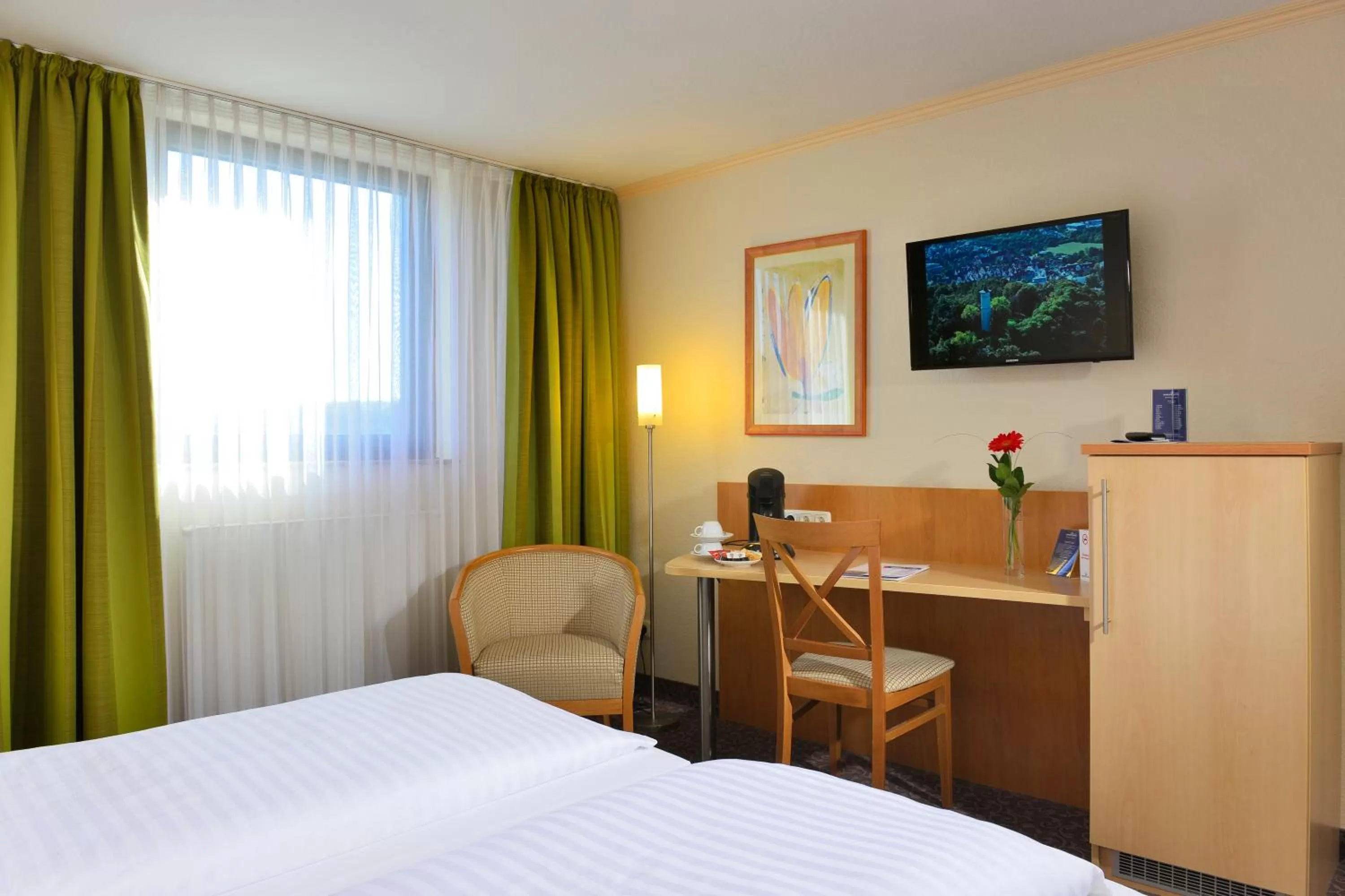 Photo of the whole room, Bed in PLAZA INN Leonberg