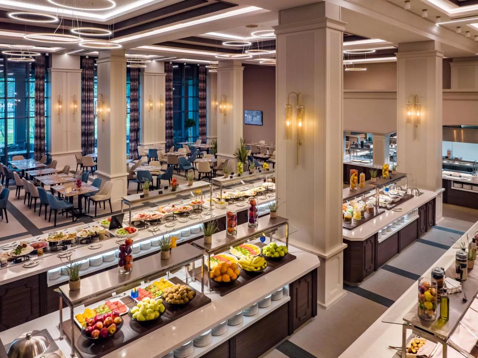 Restaurant/places to eat in Kings' Valley Medical & Spa Hotel