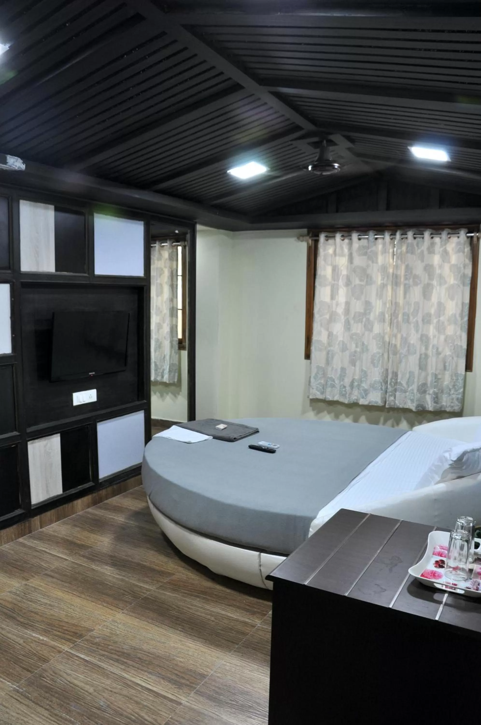 Bedroom, Bed in Hotel Anandhiram Heritage