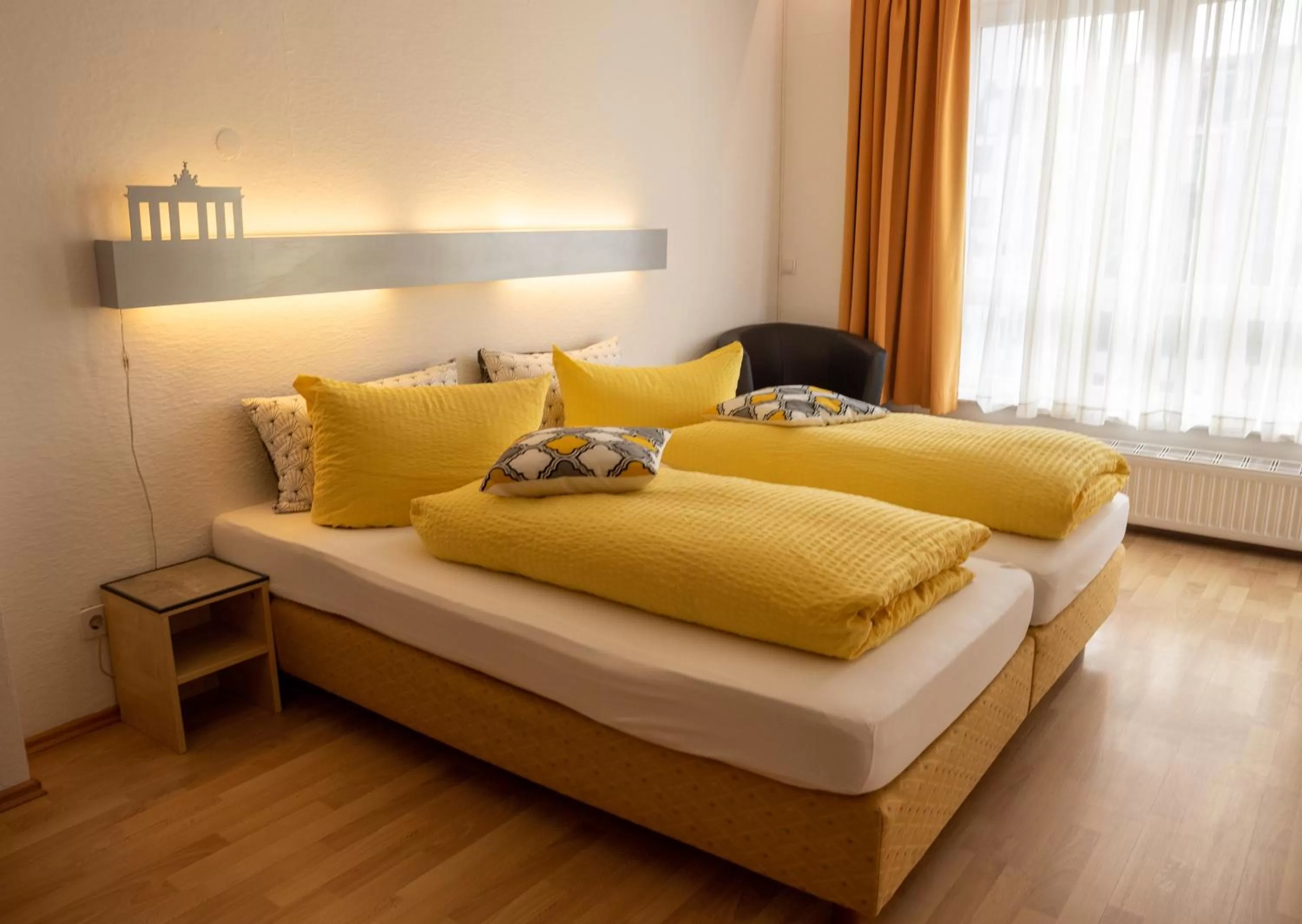 Bed in Ford Apartment Bremen City Center