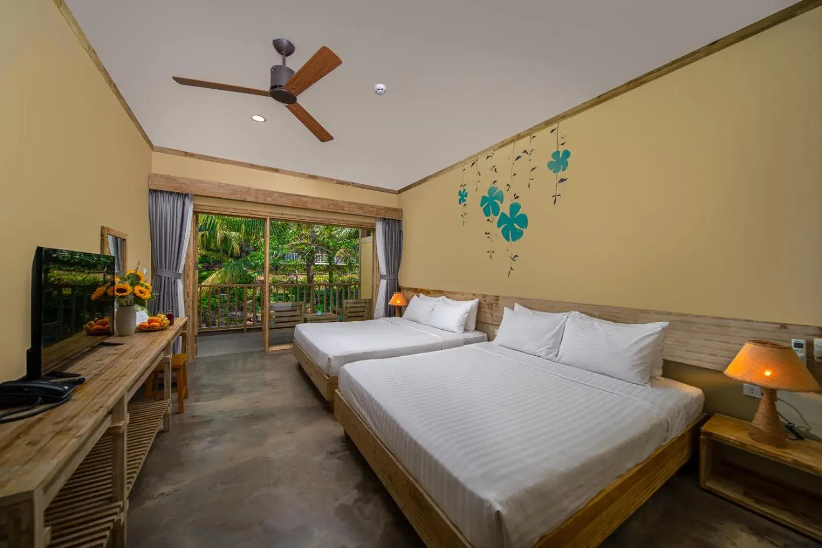 Deluxe Family Room with Garden View in Lahana Resort Phu Quoc & Spa Deluxe Family Room with Garden View in Lahana Resort Phu Quoc & Spa