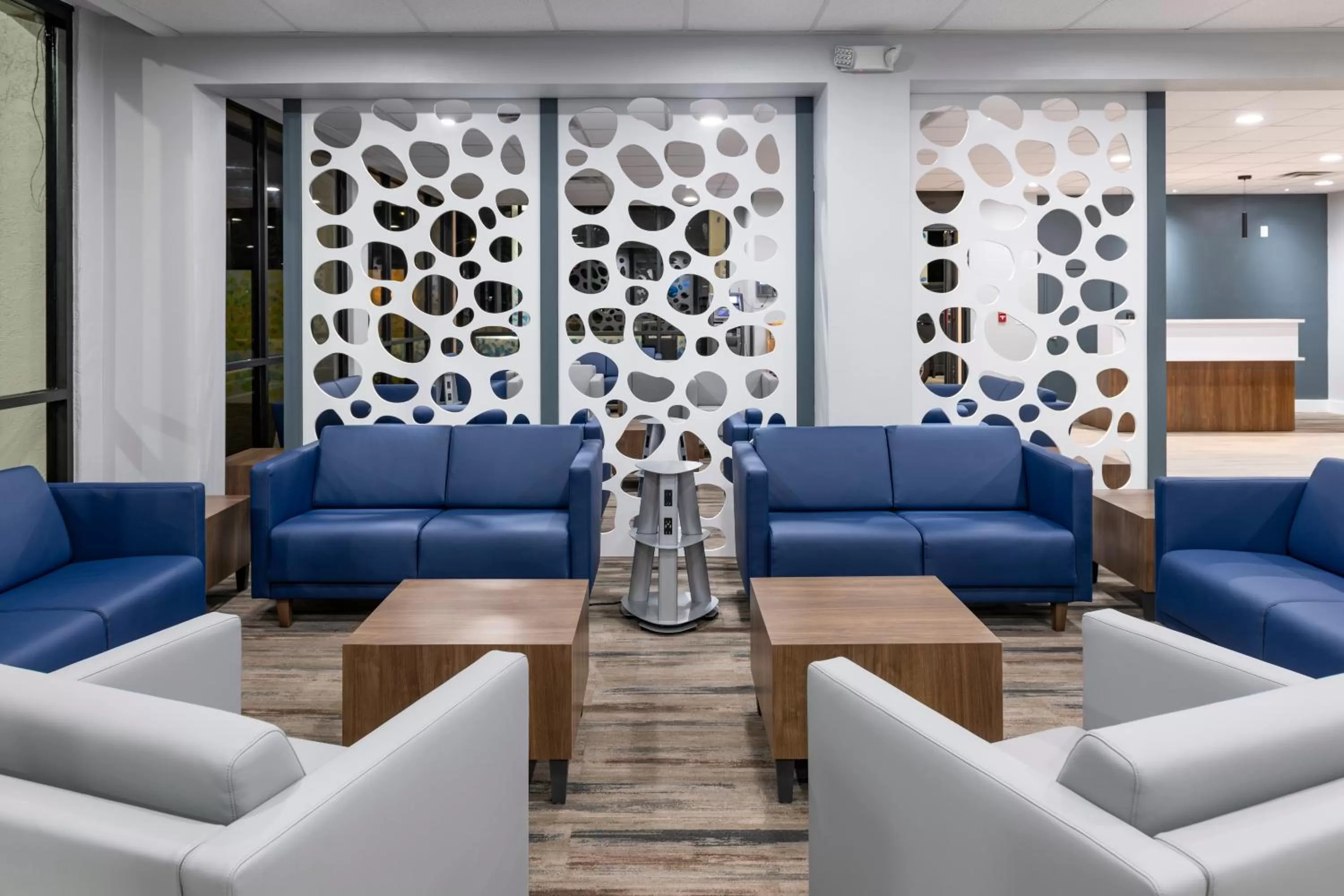 Lobby or reception in Hotel Monreale Express International Drive Orlando