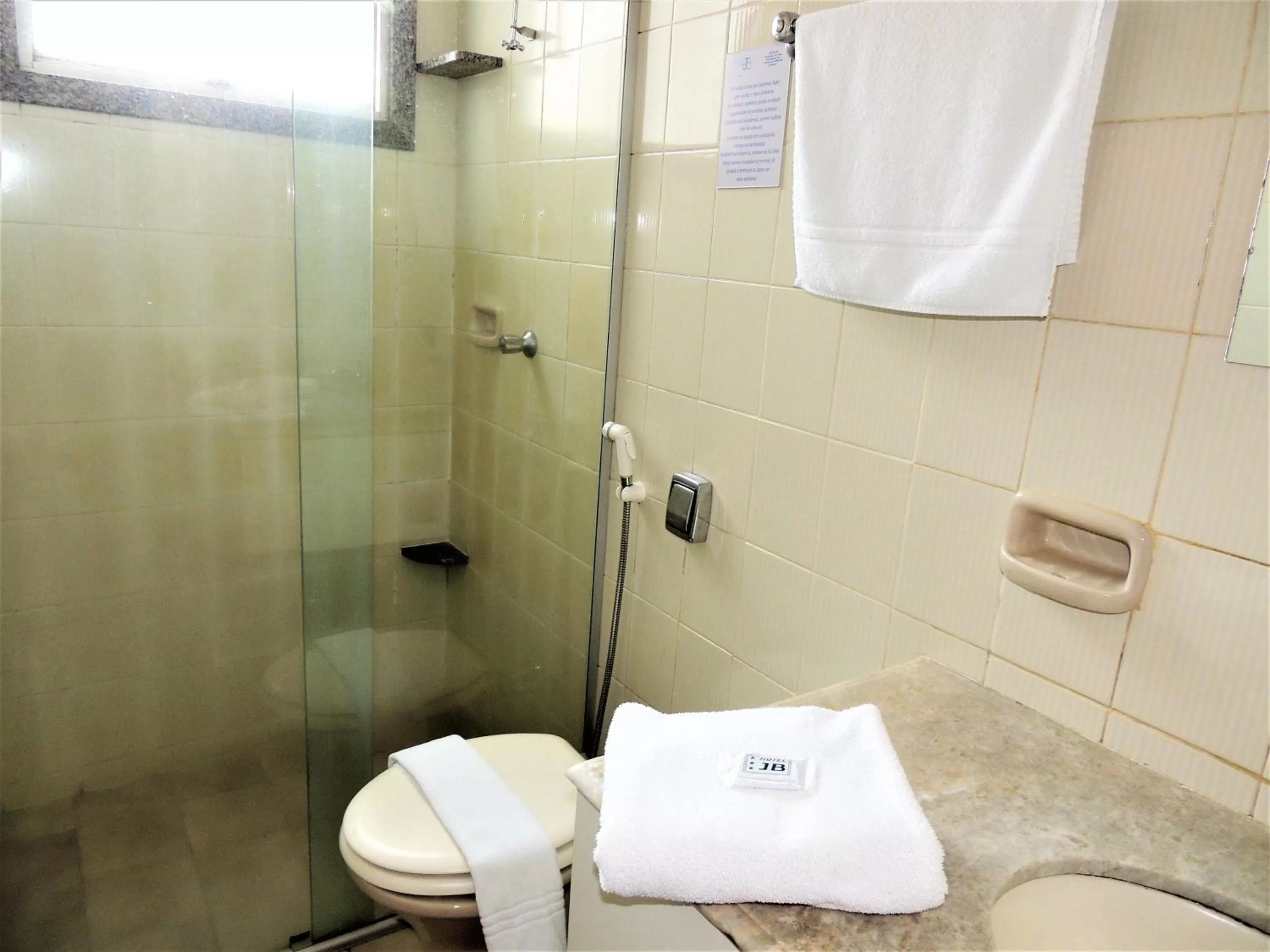 Bathroom in Hotel JB