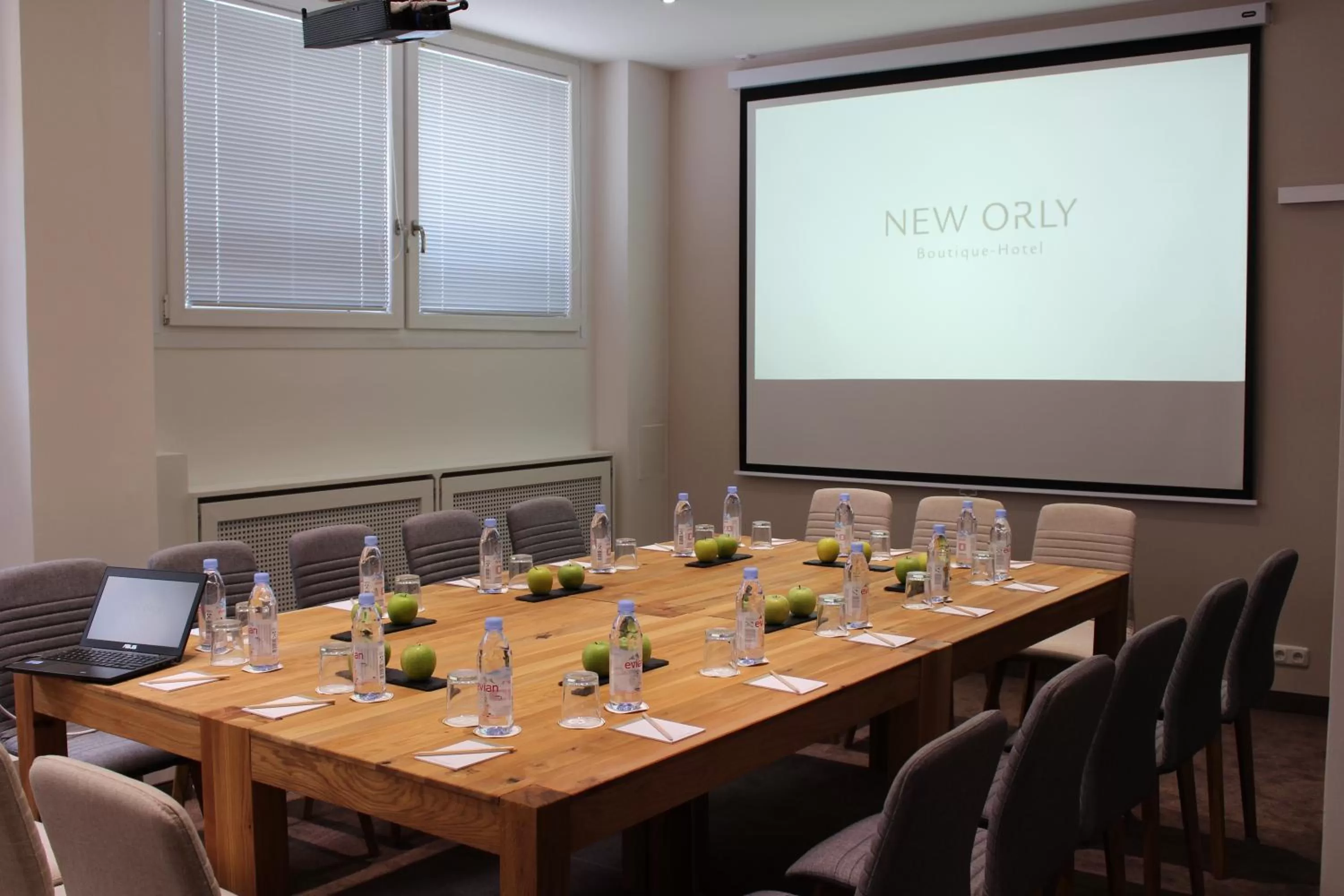 Meeting/conference room in Hotel New Orly