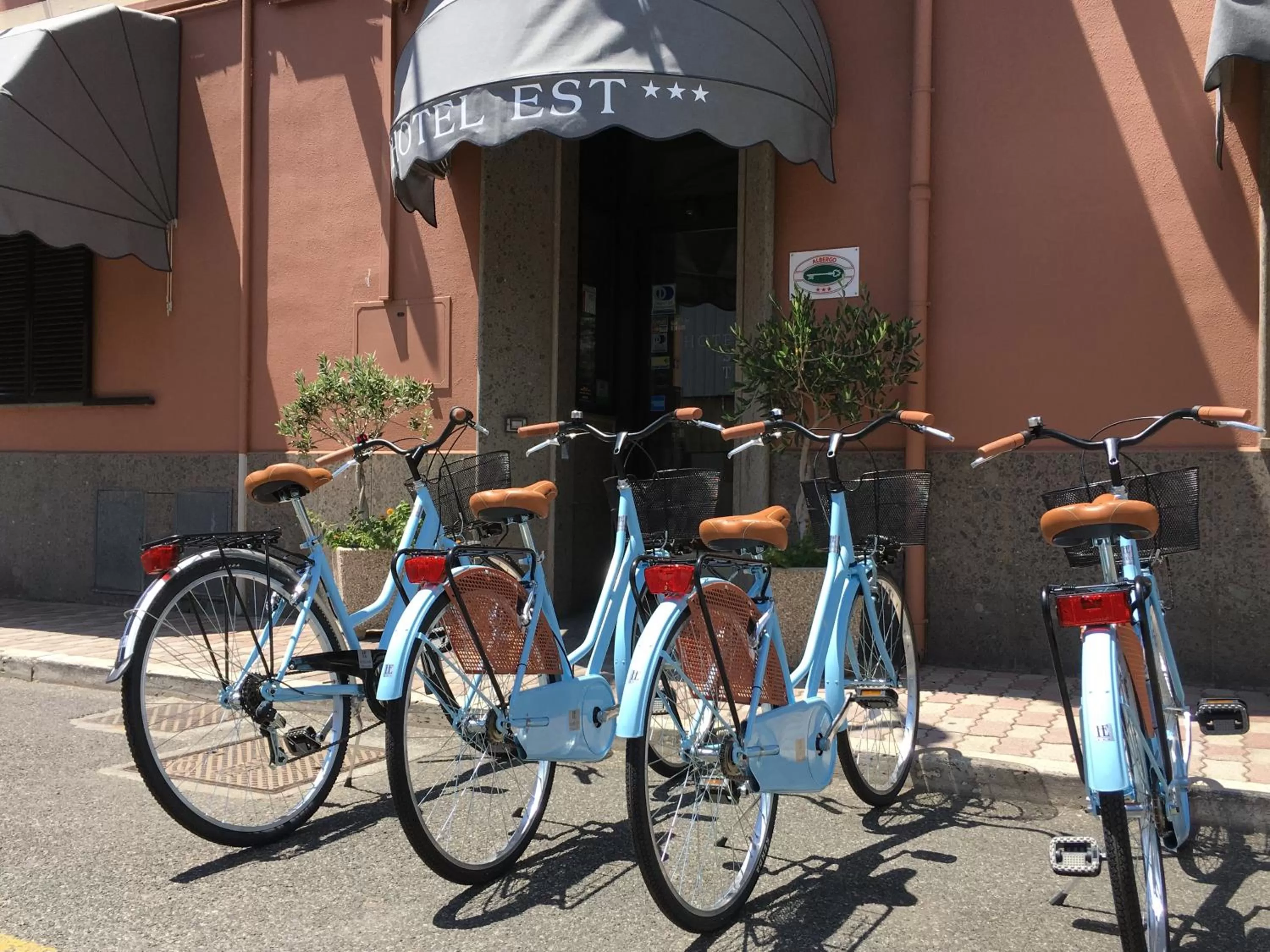 Cycling in Hotel Est Piombino