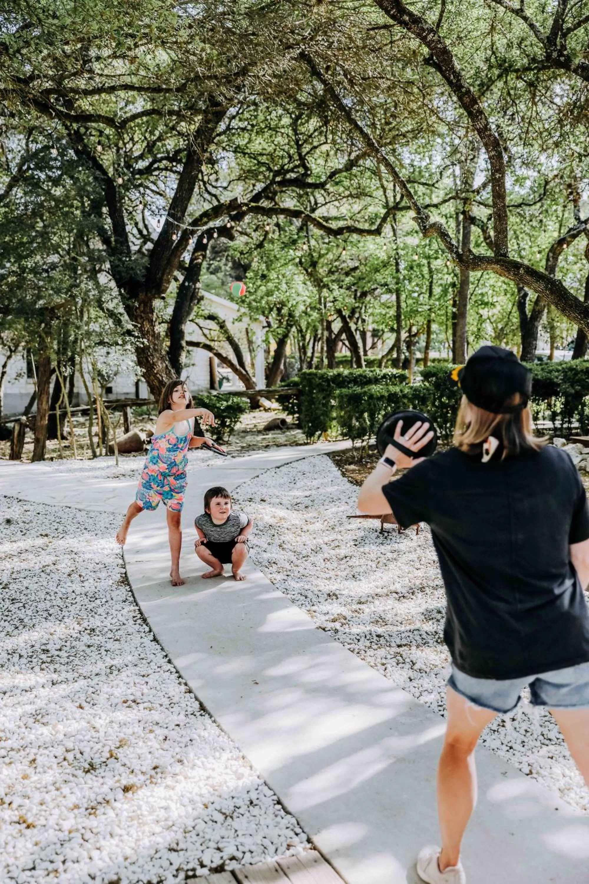 People in Wimberley Inn & bar