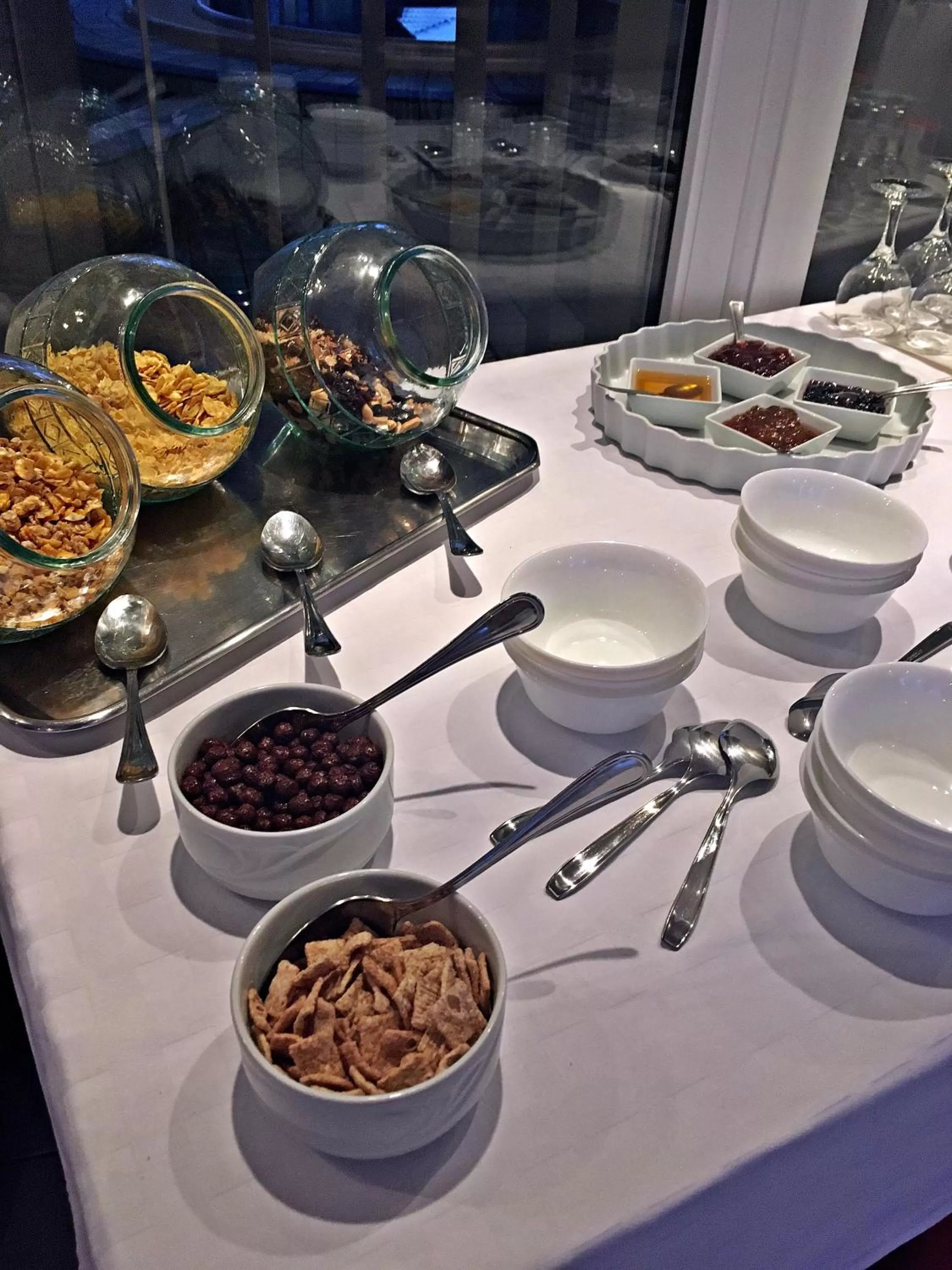 Food and drinks in Hotel Penta Lux