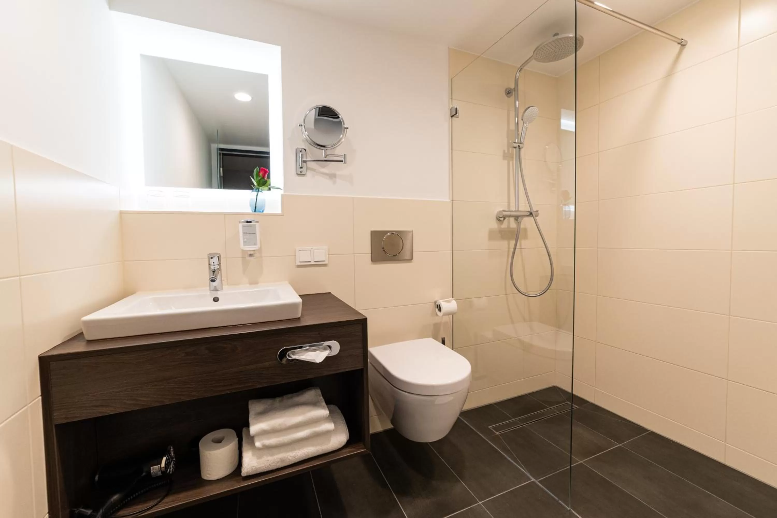 Bathroom in Kranz Parkhotel