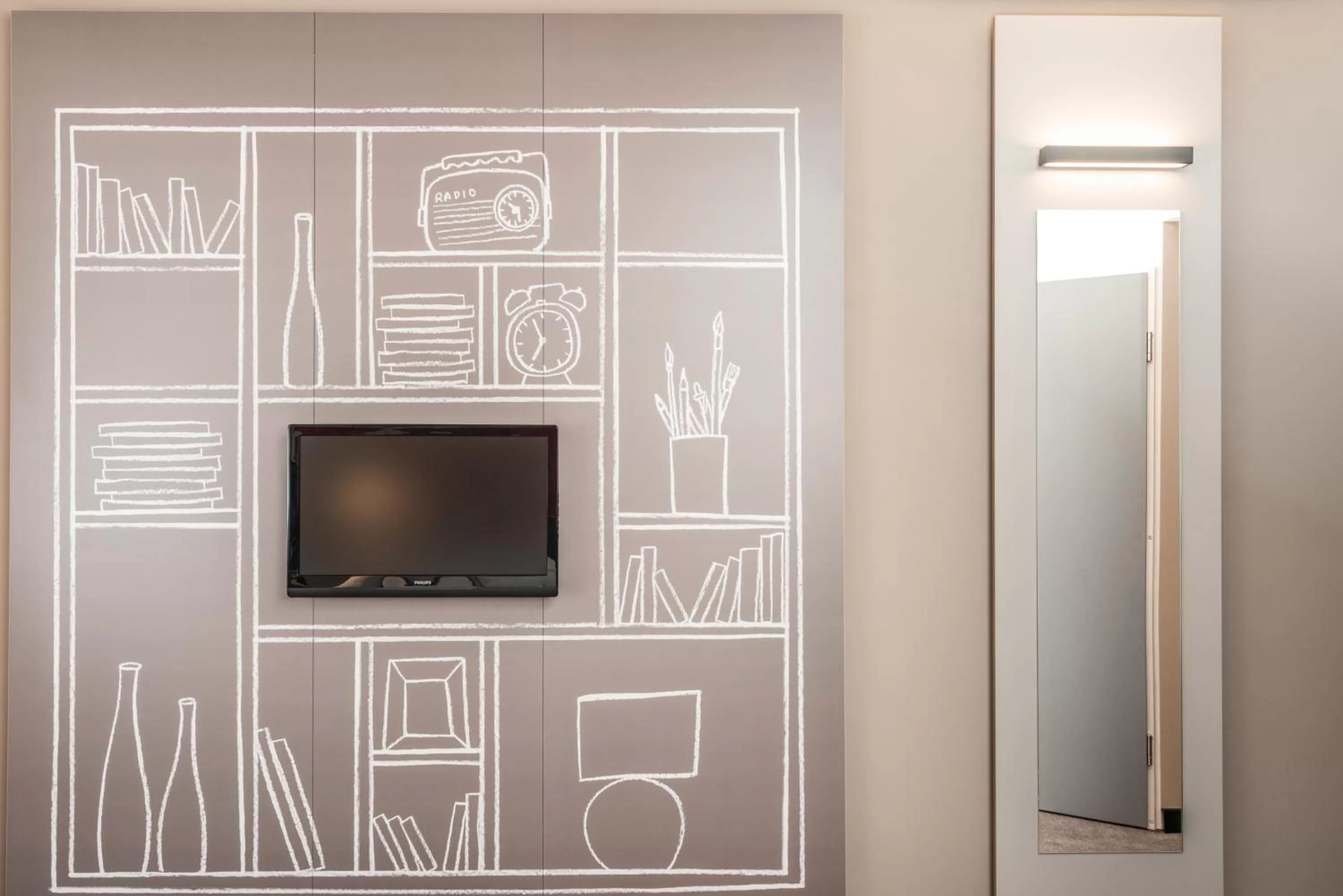 TV and multimedia in Ibis Albi