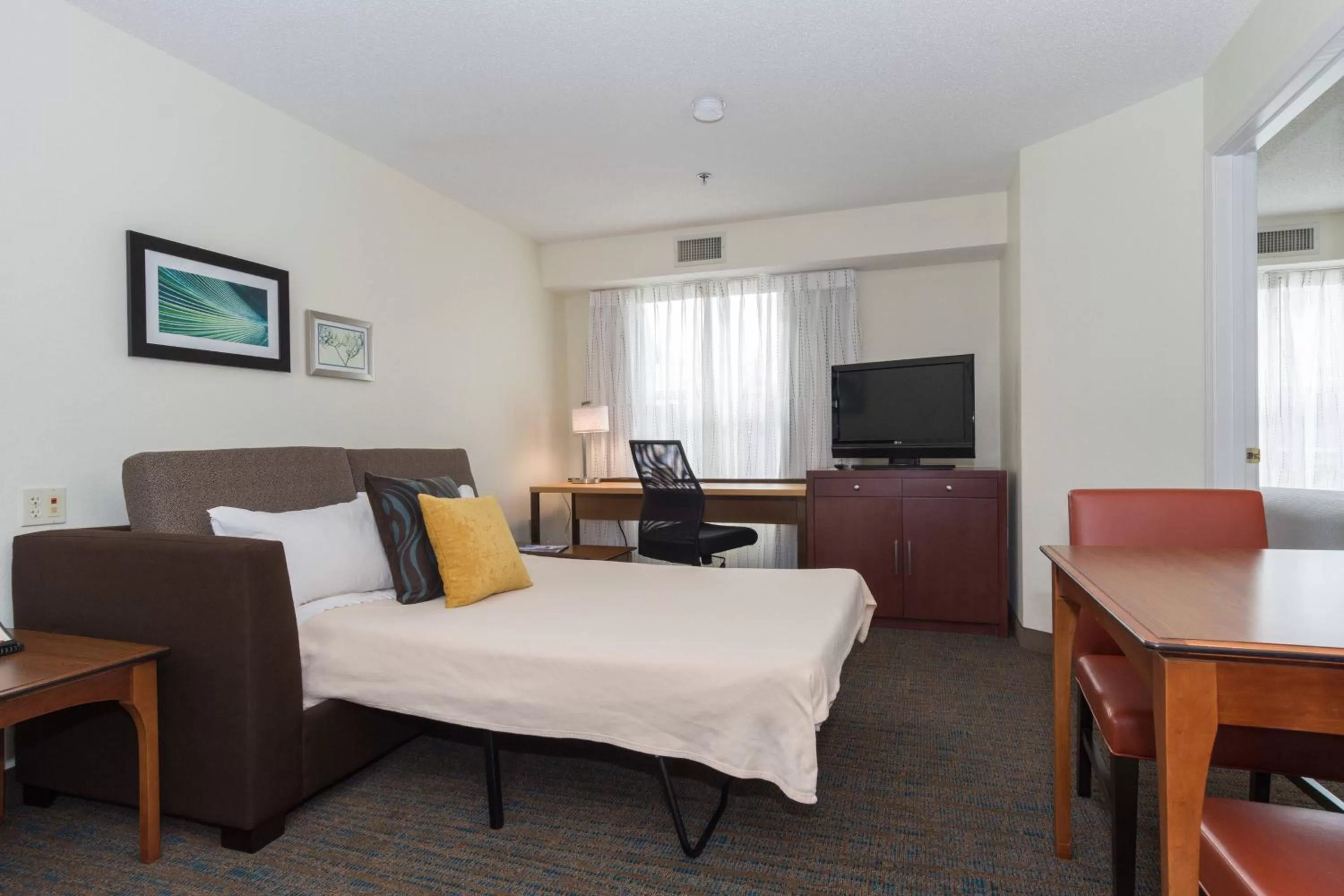 Bedroom, Bed in Residence Inn by Marriott Lake Norman