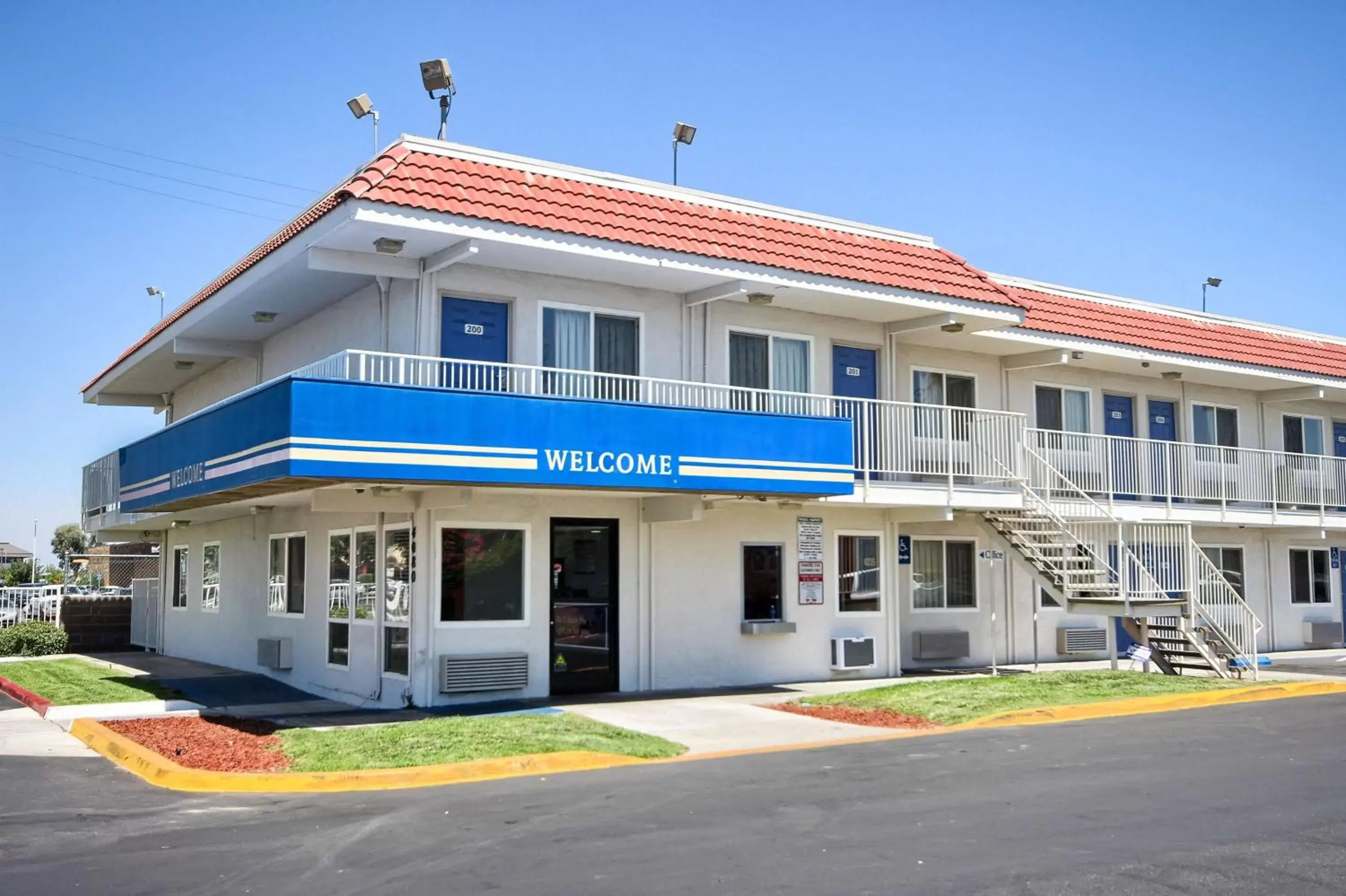 Motel 6-Fresno, CA - Blackstone South Motel 6-Fresno, CA - Blackstone South