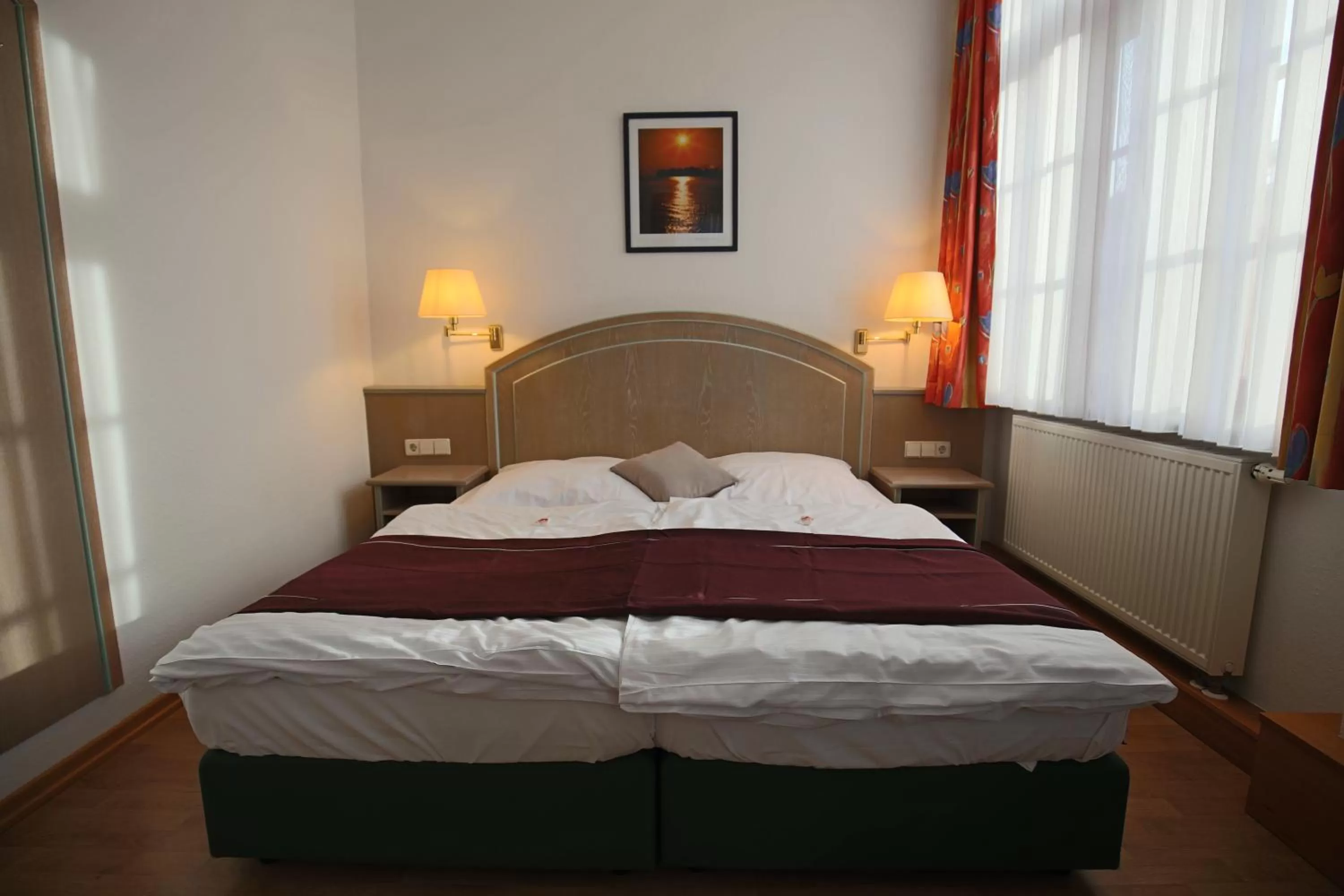 Bed in Hotel Restaurant Hambacher WInzer