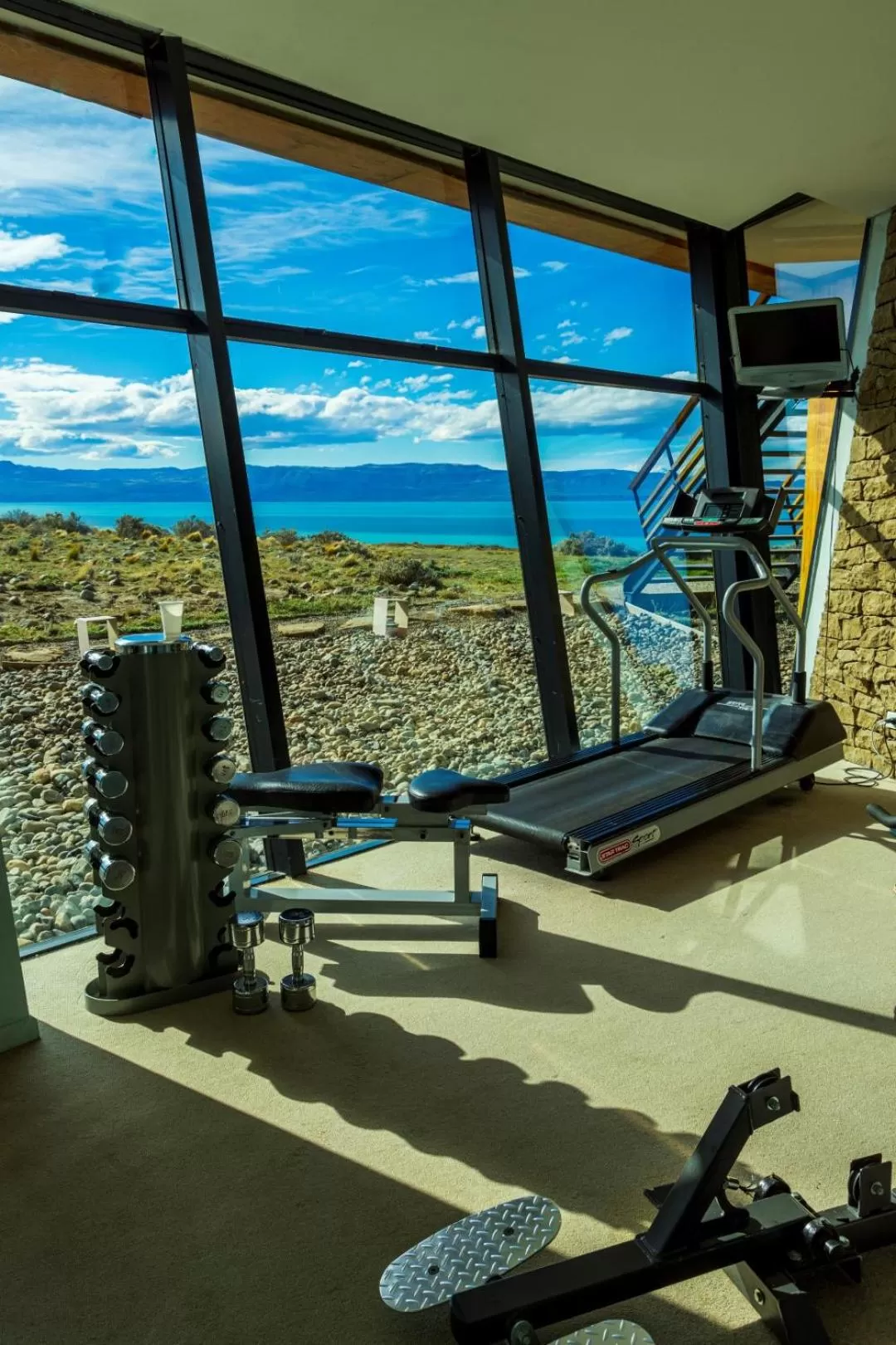 Fitness centre/facilities in Design Suites Calafate